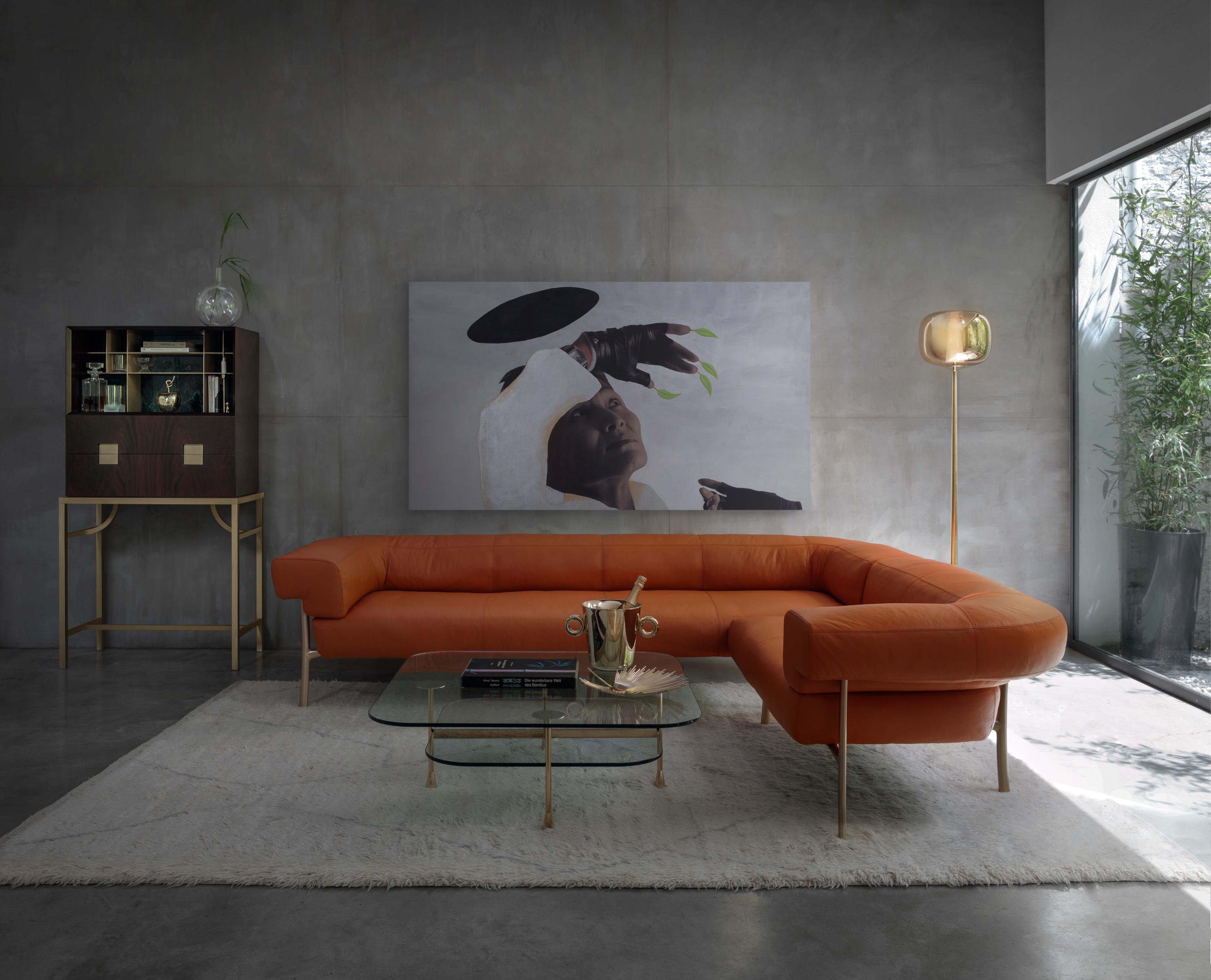 Katana 4 Seater Sofa in Arancio Natural Leather with Satin Brass Legs For Sale 1