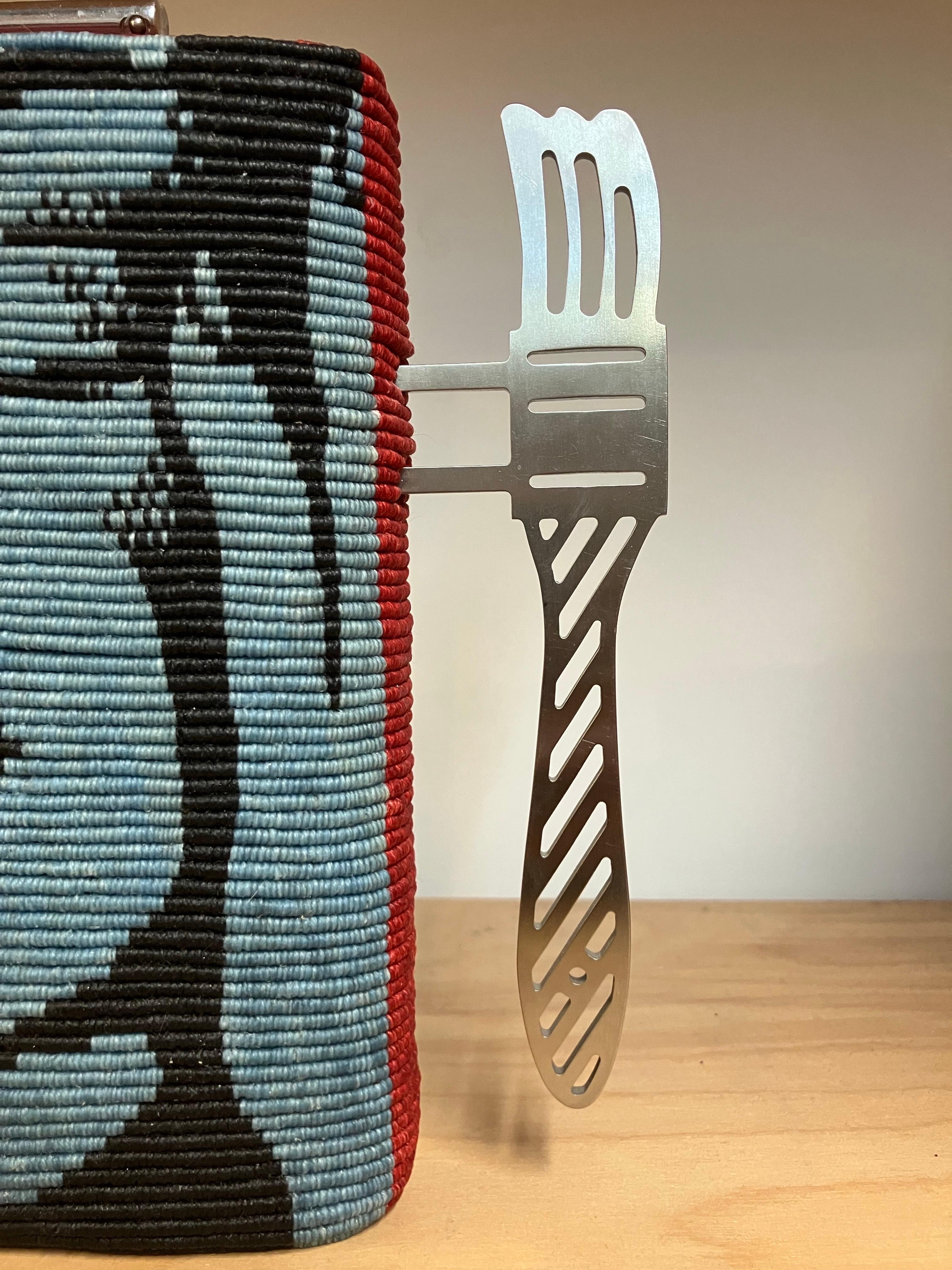 Théière / Tension de Lichtenstein, Kate Anderson, 2004, lin ciré noué et acier en vente 4
