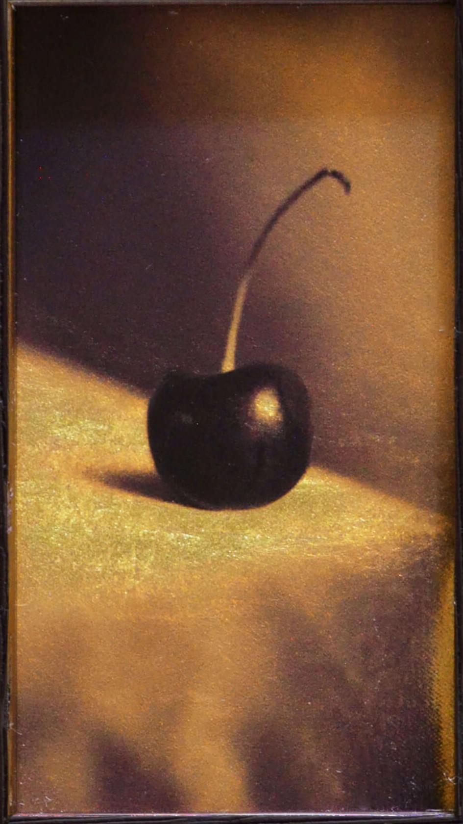 Kate Breakey Still-Life Painting – "Kirsche" Original-Kunstwerk, 24kt Gold auf Museumsglas