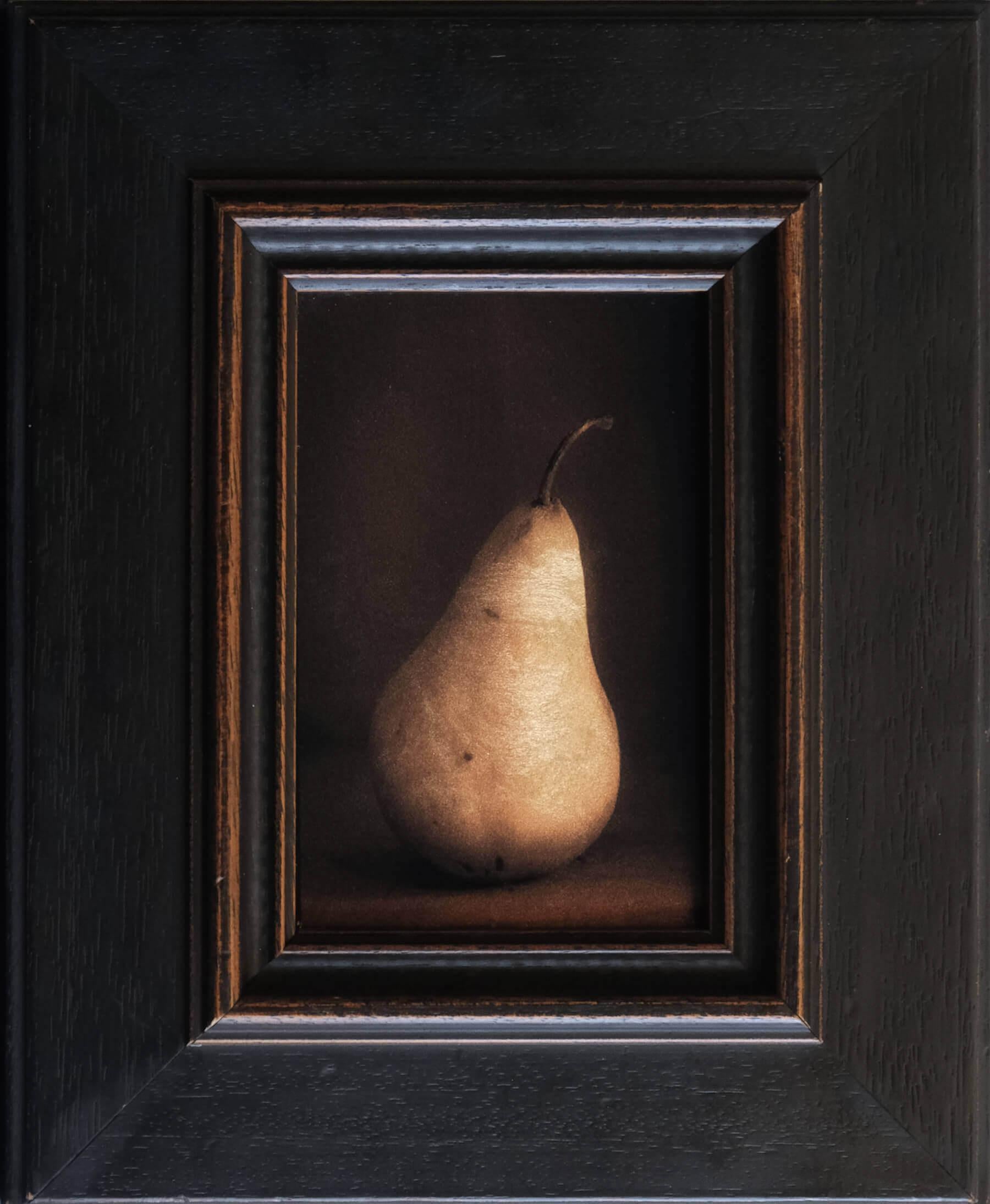 "Pear II" Original Artwork, 24kt Gold on Museum Glass