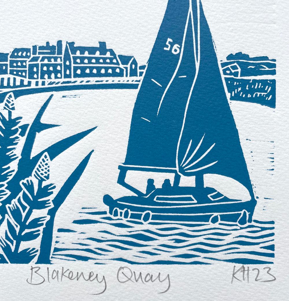 Blakeney Quay, Blaue Meereslandschaft, limitierte Auflage, Linocut-Druck, Norfolk Coast im Angebot 1