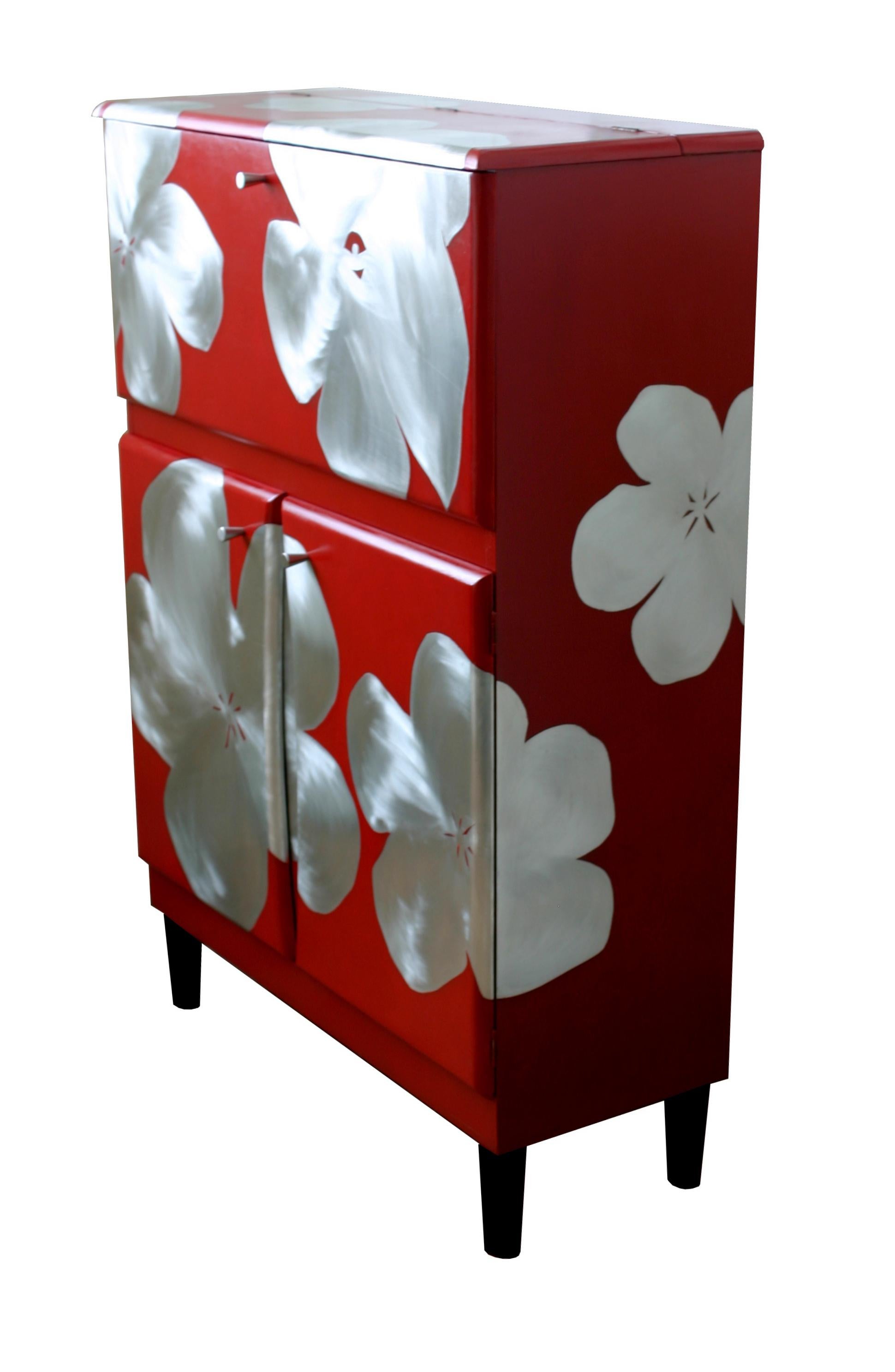 Kate Noakes 'Poppy''  Cocktail Cabinet  For Sale 2