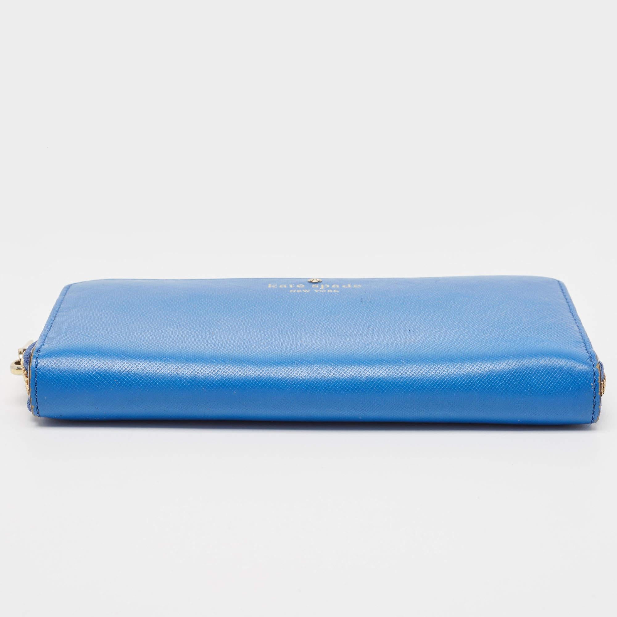 Kate Spade Blau Leder Zip um Brieftasche im Angebot 3
