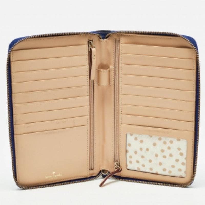 Bolso organizador con cremallera de piel azul Kate Spade en venta 6