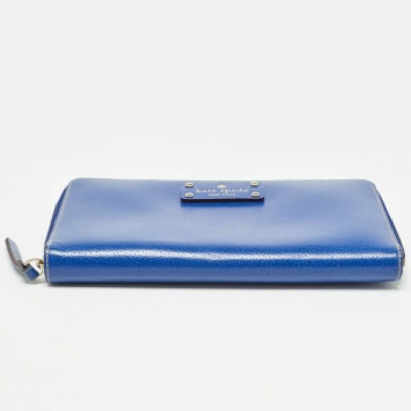 De las mujeres Bolso organizador con cremallera de piel azul Kate Spade en venta