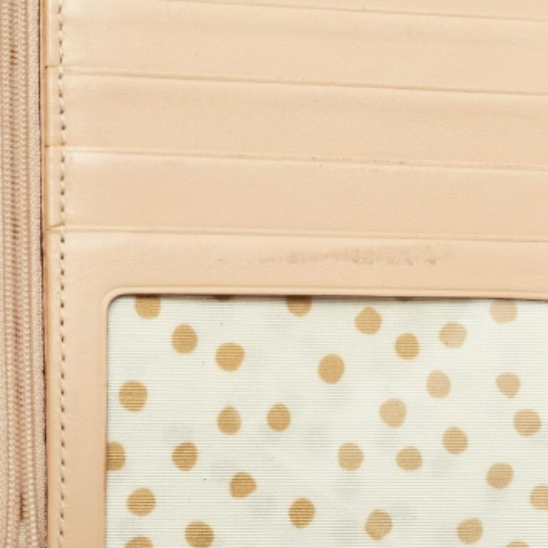 Bolso organizador con cremallera de piel azul Kate Spade en venta 4