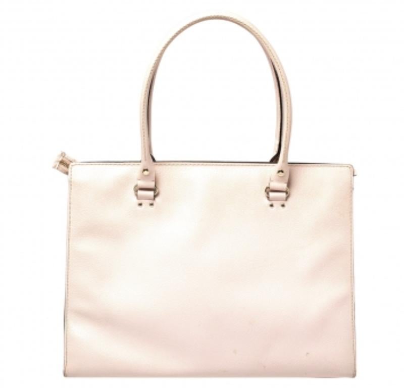 With this satchel, Kate Spade introduces a stylish piece of accessory for the urbane woman. Fancy and classy, elevate your apparel with this blush pink bag. It has a leather exterior, dual handles, gold-tone hardware, and a spacious fabric-lined