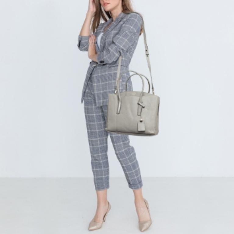 Kate Spade, la borsa grande Margaux in pelle grigia in vendita 1