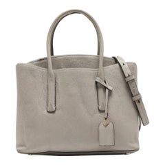 Kate Spade, la borsa grande Margaux in pelle grigia