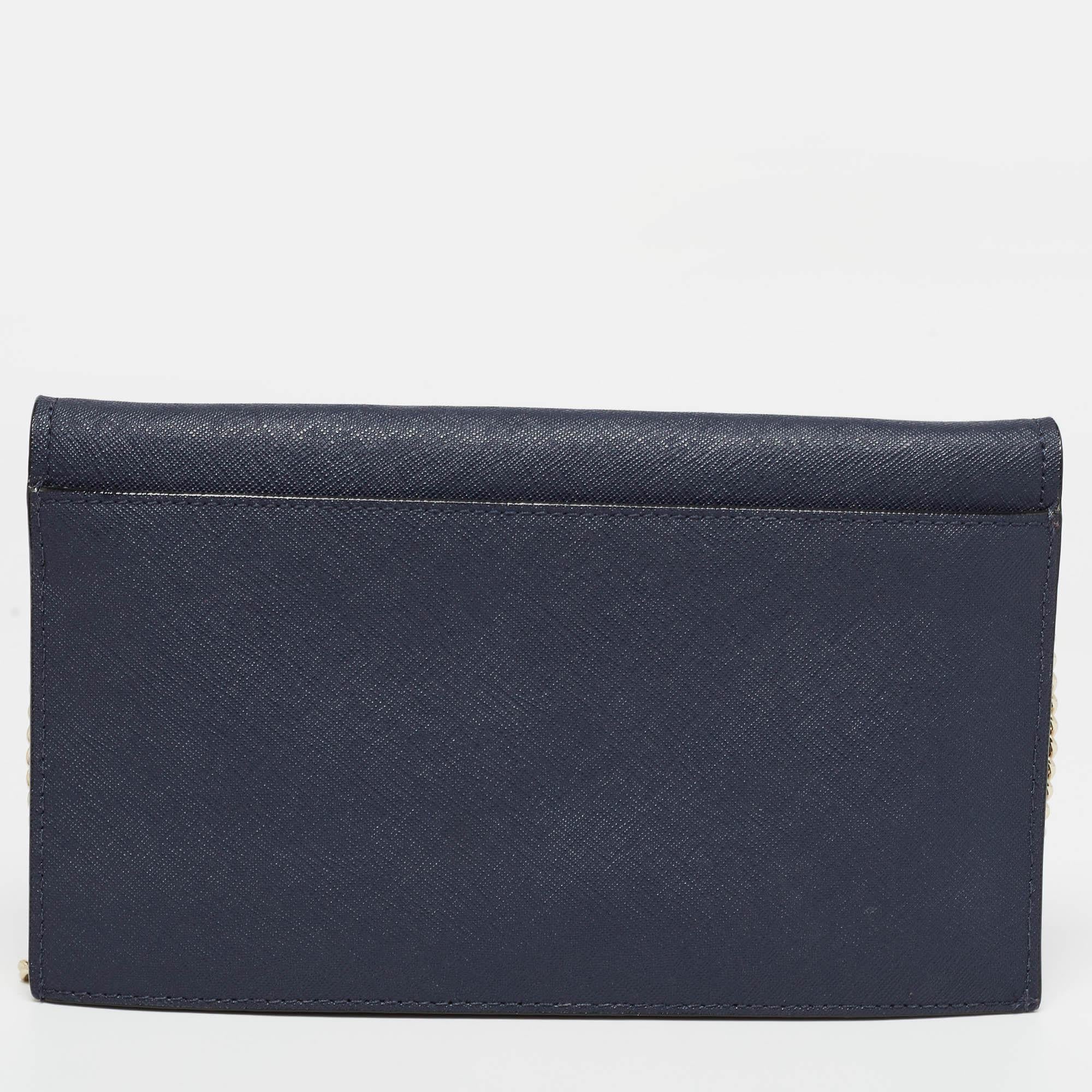 Kate Spade Navy Blue Leather Mini Cameron Street Briley Chain Clutch In Good Condition In Dubai, Al Qouz 2