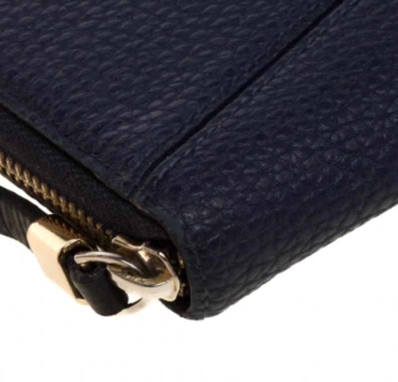 Kate Spade Navy Blue Leather Zip Around Wallet For Sale 1