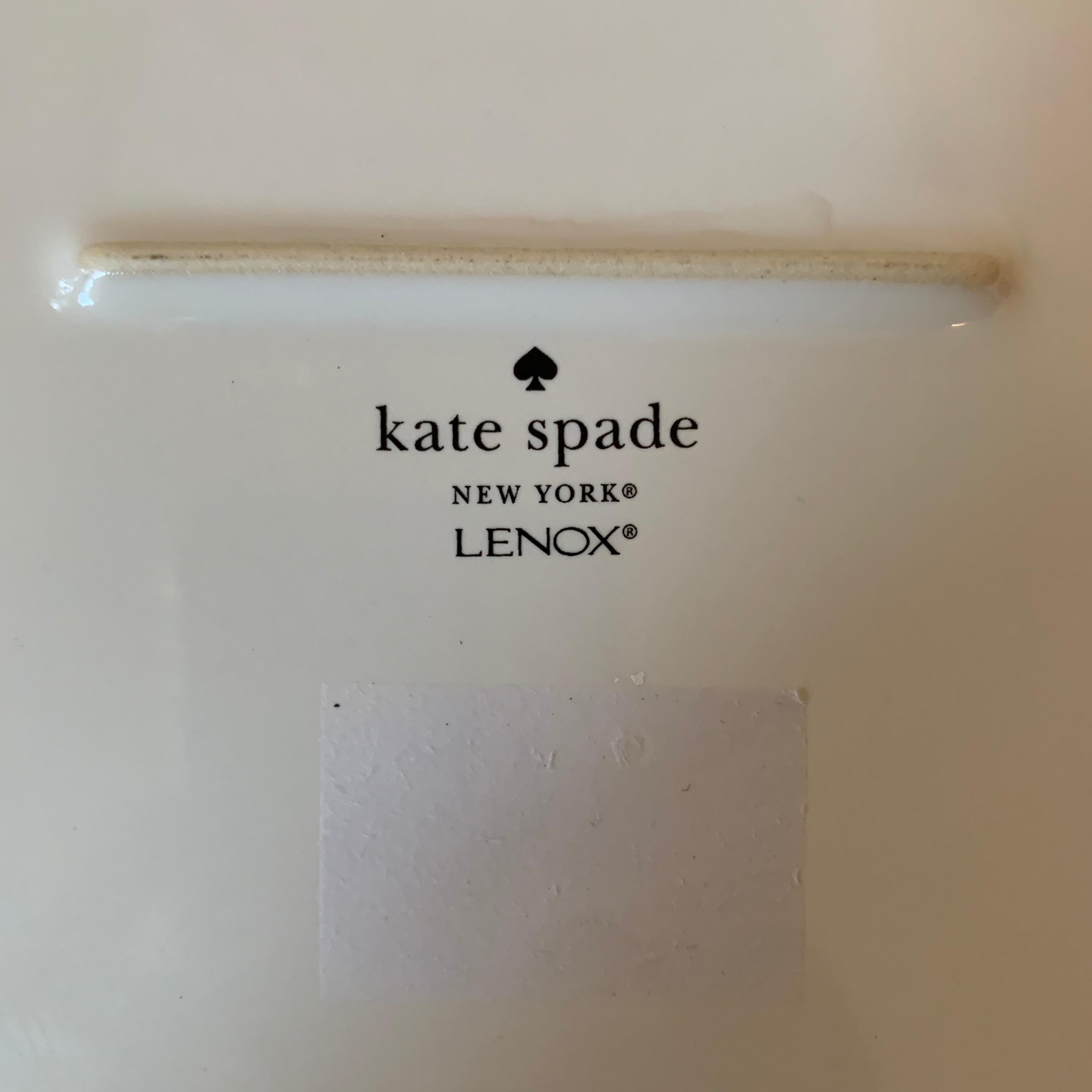 Kate Spade New York Lenox Rutherford Kreisgrüne ovale Servierplatte in Grün, Kate Spade (Keramik) im Angebot