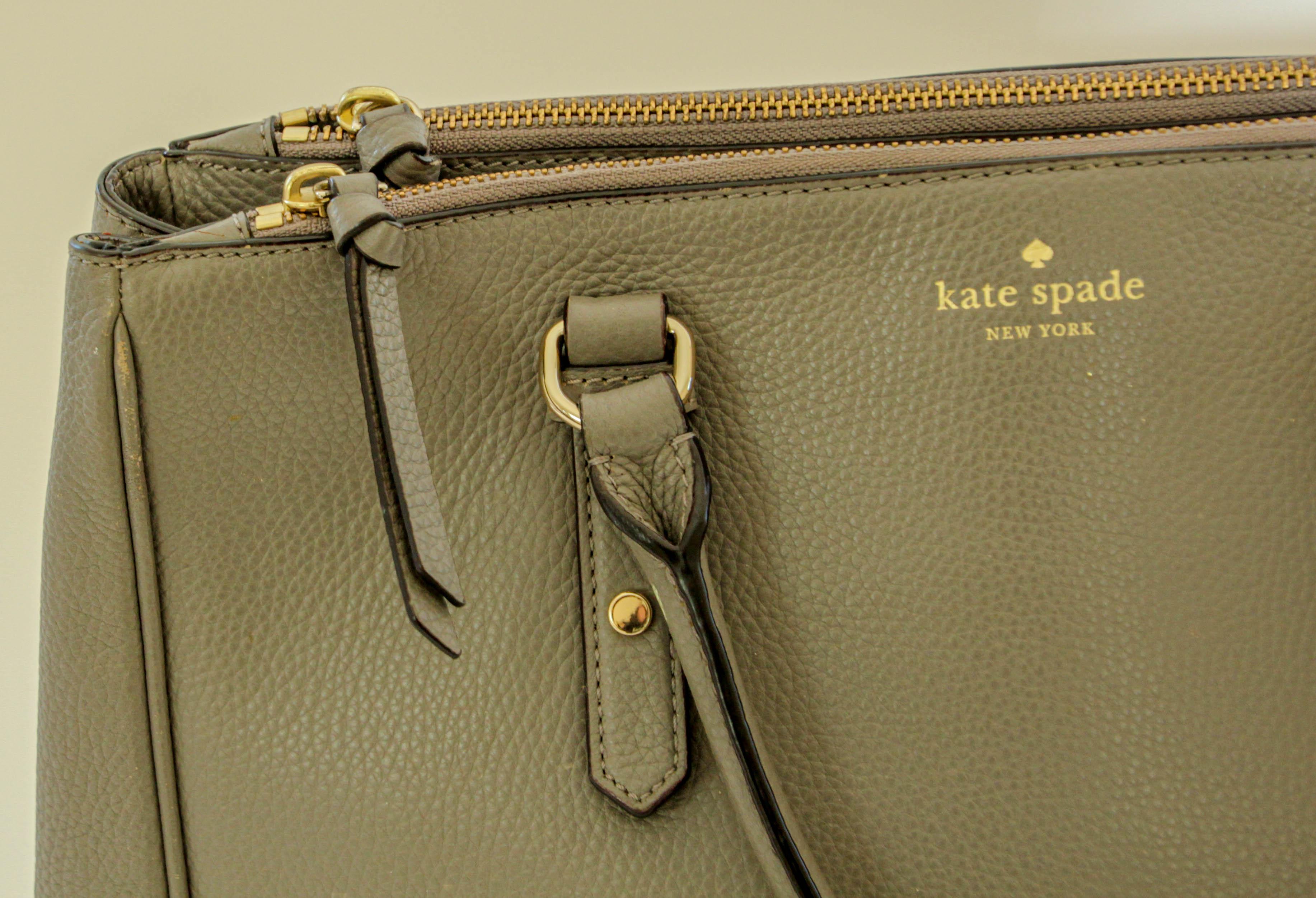 Kate Spade New York Mulberry Street Grey Pebbled Leather Large Tote In Good Condition For Sale In North Hollywood, CA