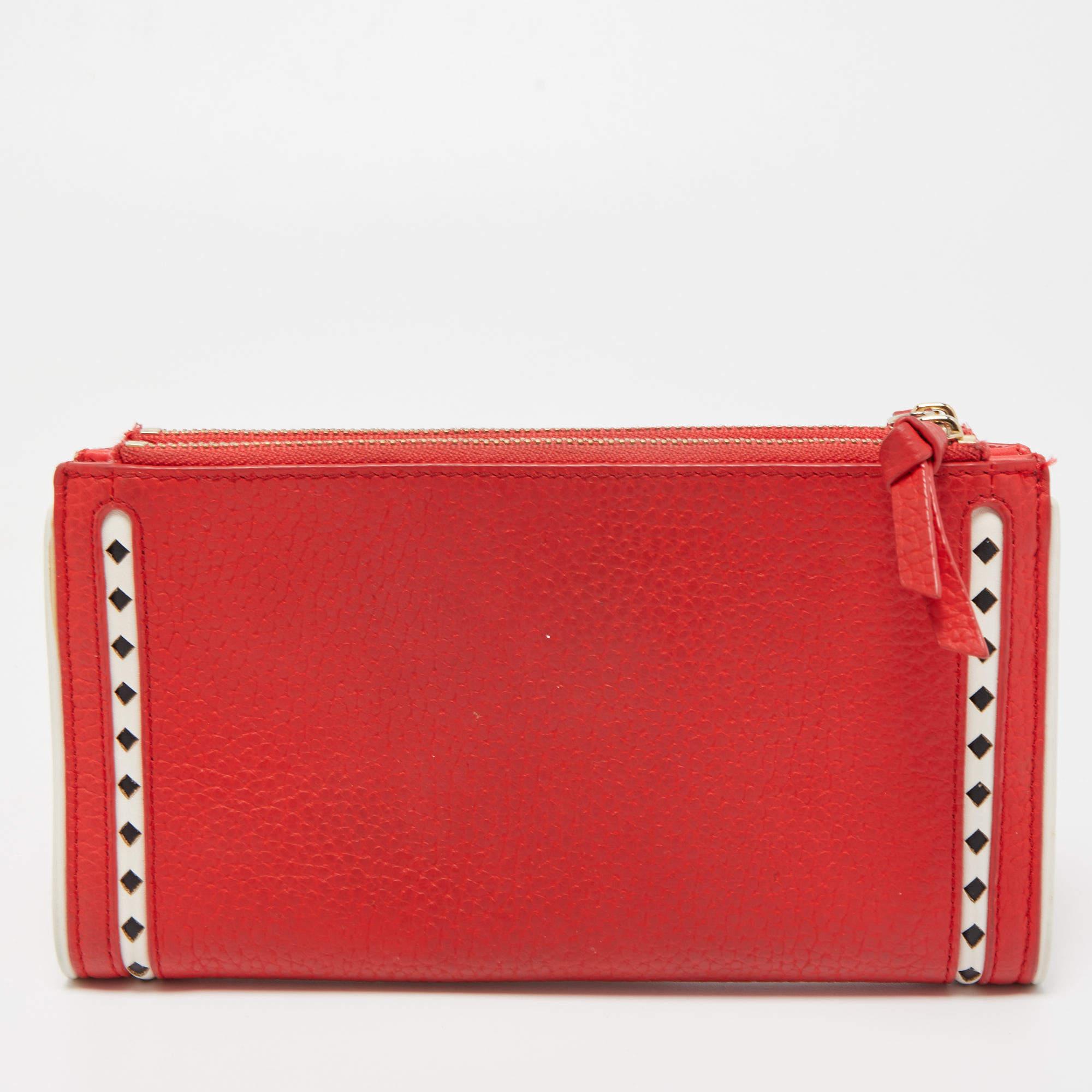 Kate Spade Rote Leder-Clutch mit doppeltem Reißverschluss Damen im Angebot