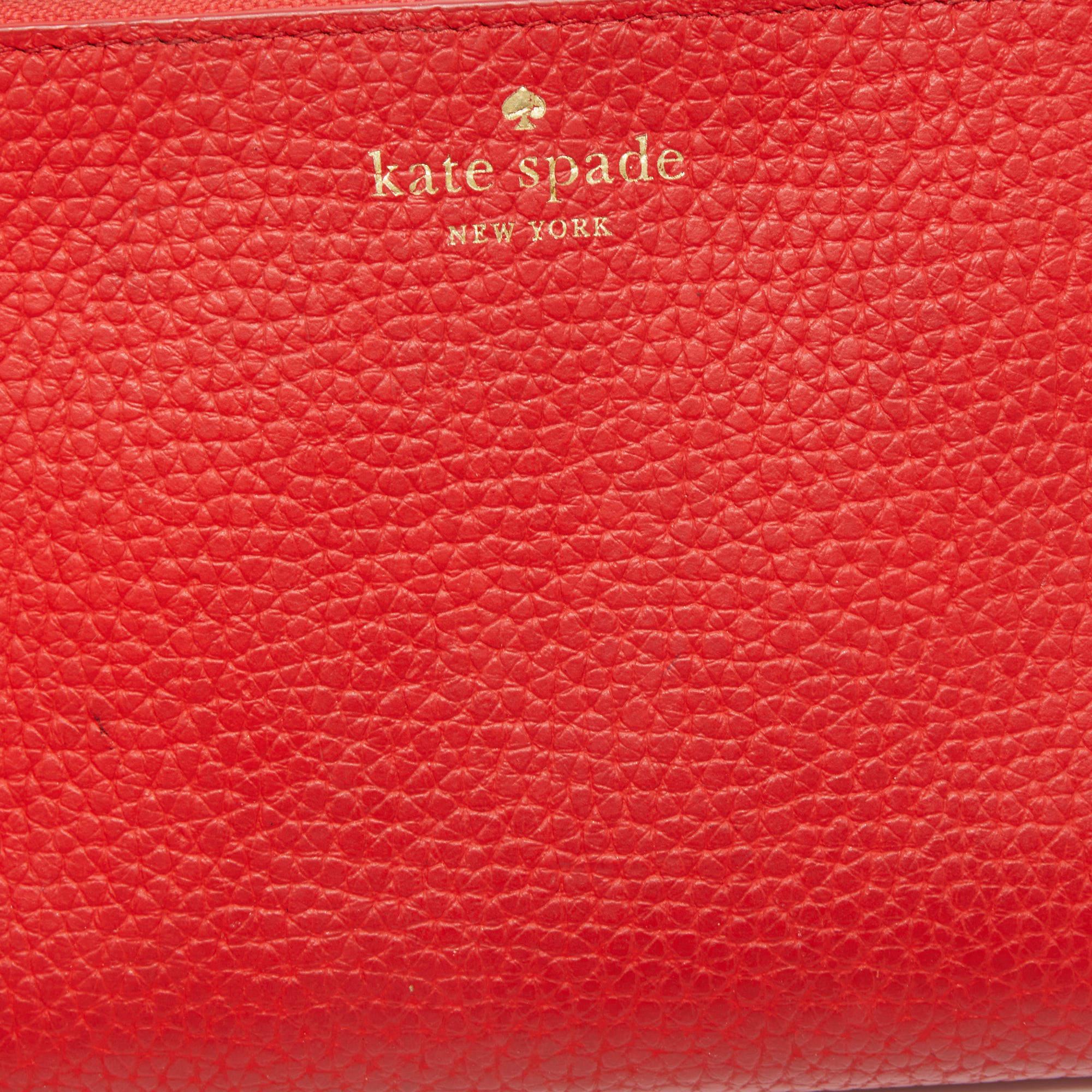 Kate Spade Rote Leder-Clutch mit doppeltem Reißverschluss im Angebot 1