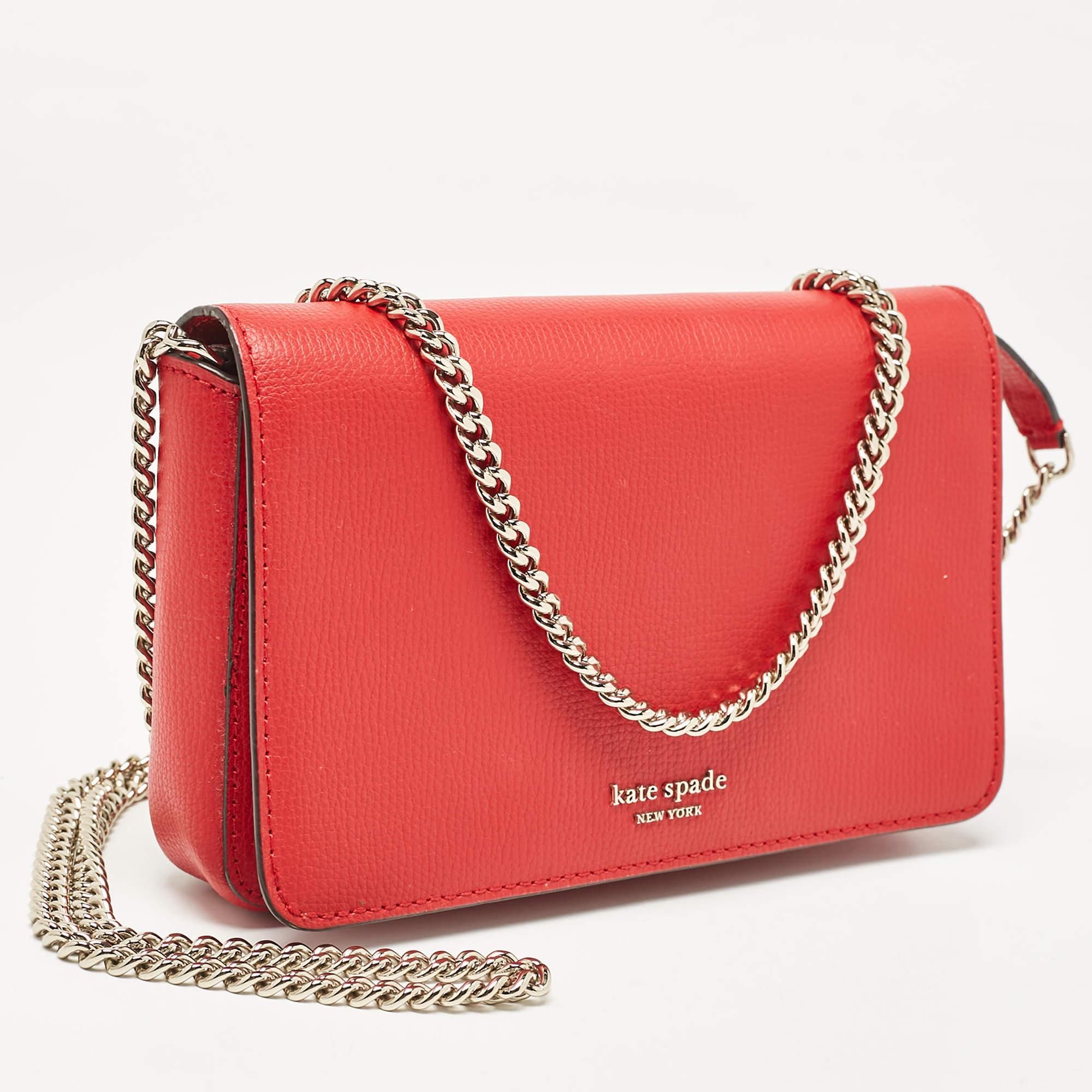 Kate Spade Red Leather New York Sylvie Chain Crossbody Bag In Good Condition In Dubai, Al Qouz 2