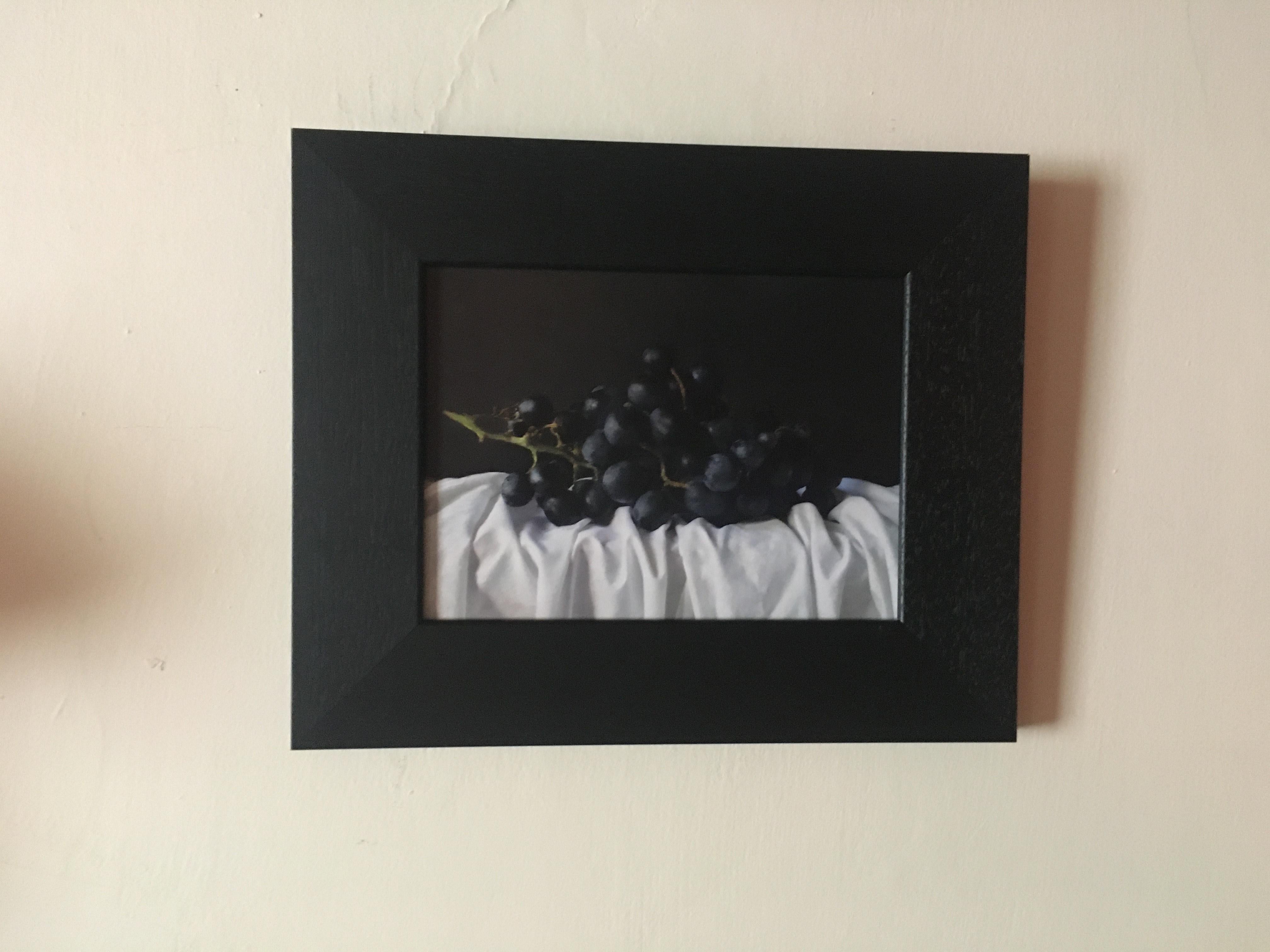 Raisins noirs, Peinture originale, Nature morte, Art réel - Réalisme Painting par Kate Verrion