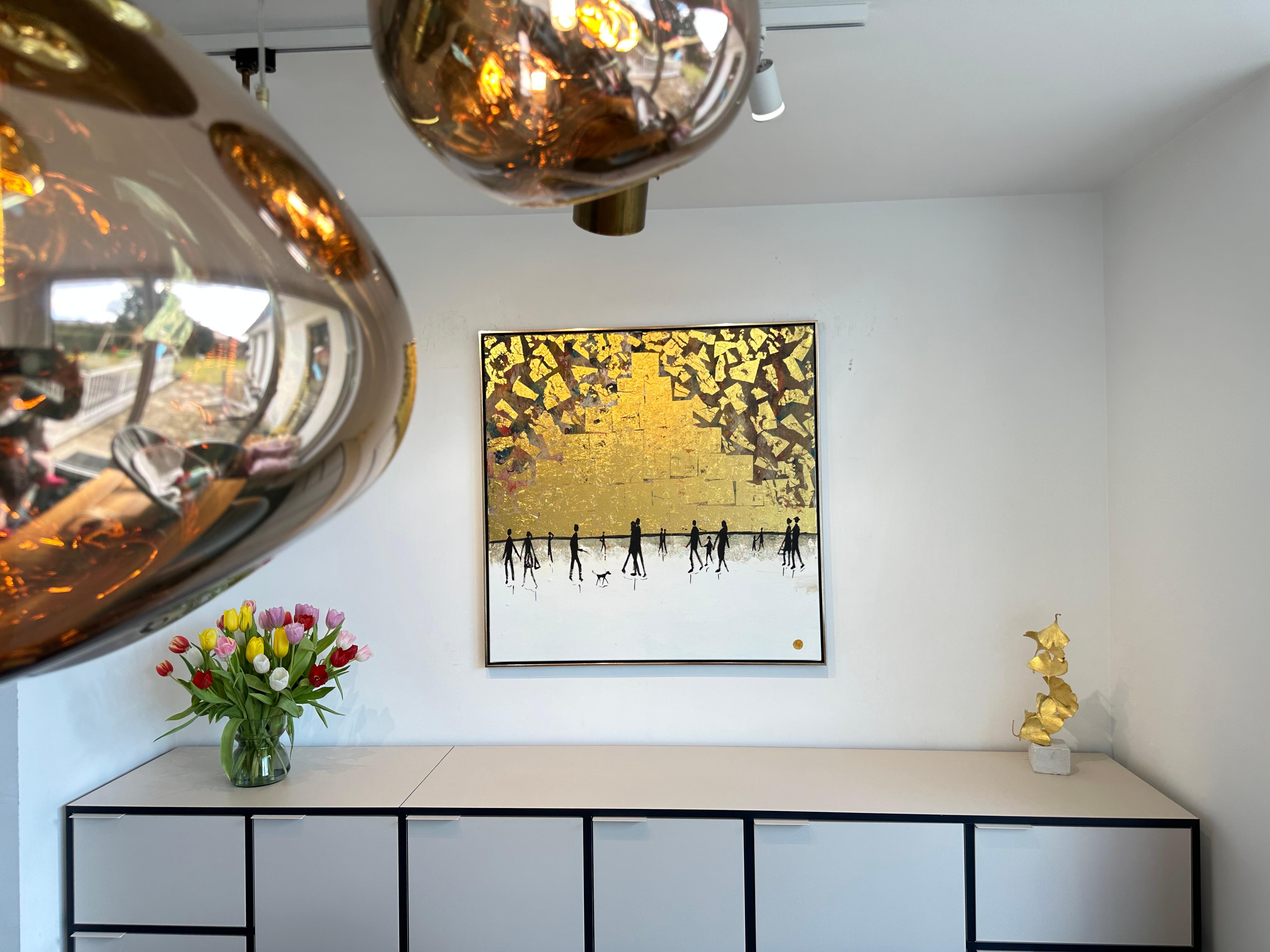 El tiempo pasado contigo - Cuadro familiar abstracto contemporáneo en pan de oro en venta 10