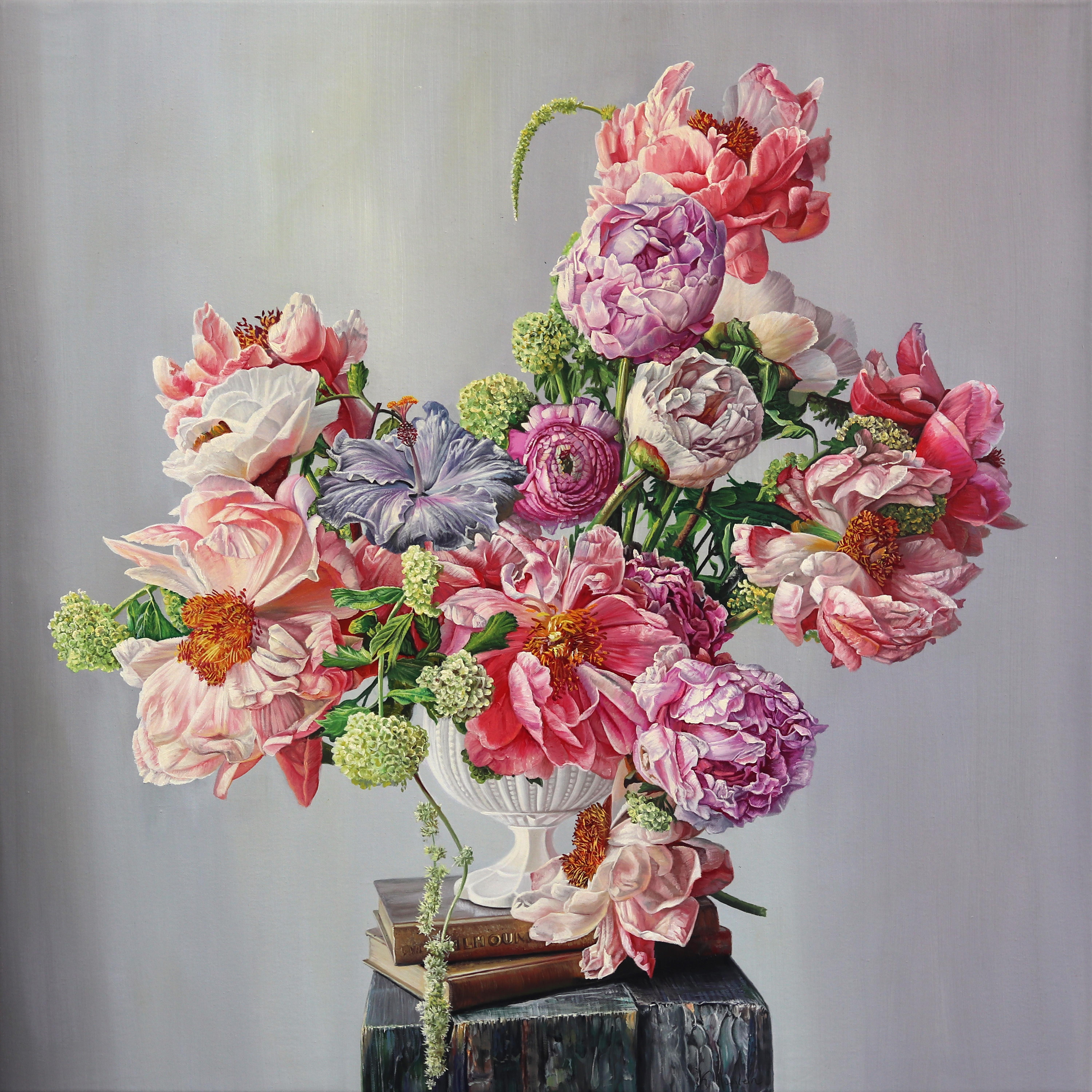 Katharina Husslein Figurative Painting - Heaven In A Wildflower - Soft Floral Still Life Hyperrealist Oil Painting