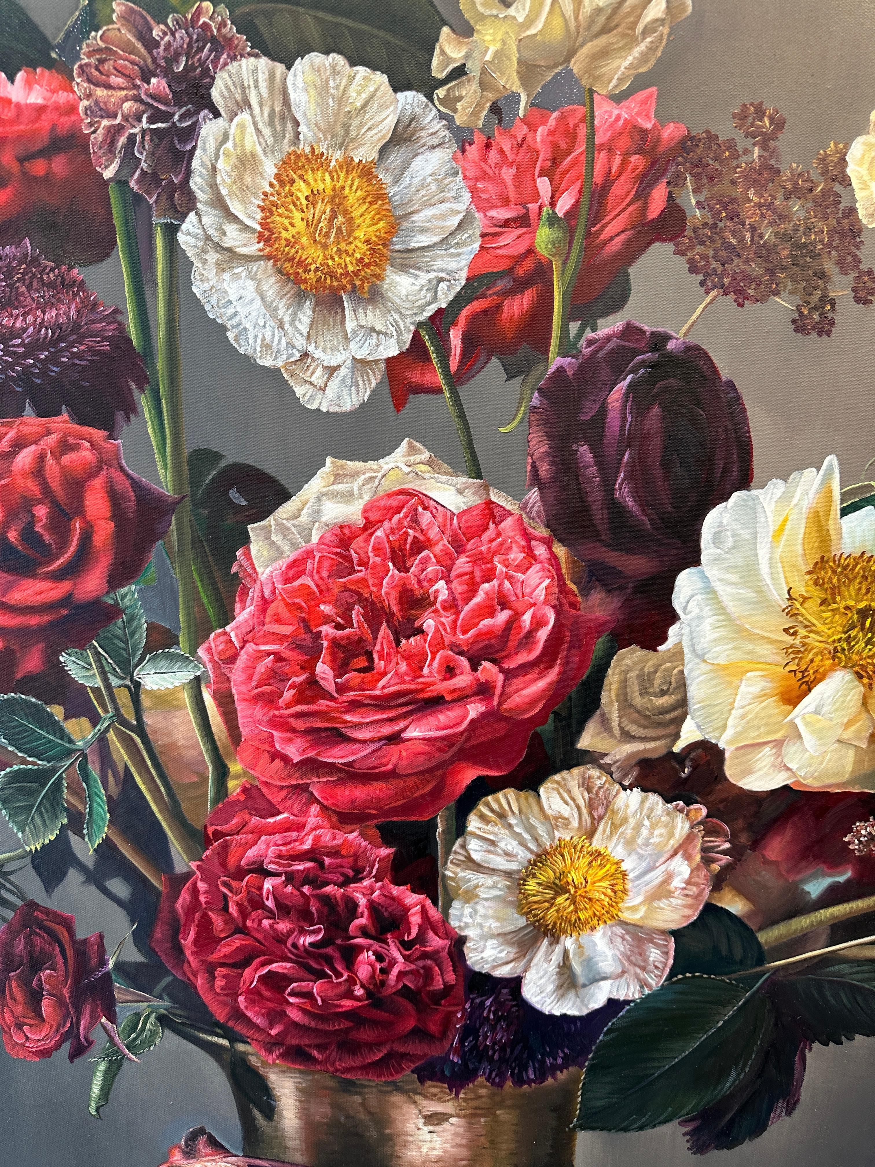 La Rosa del Mondo di K.K. Natura morta botanica iperrealistica - Landscape Painting Nero di Katharina Husslein