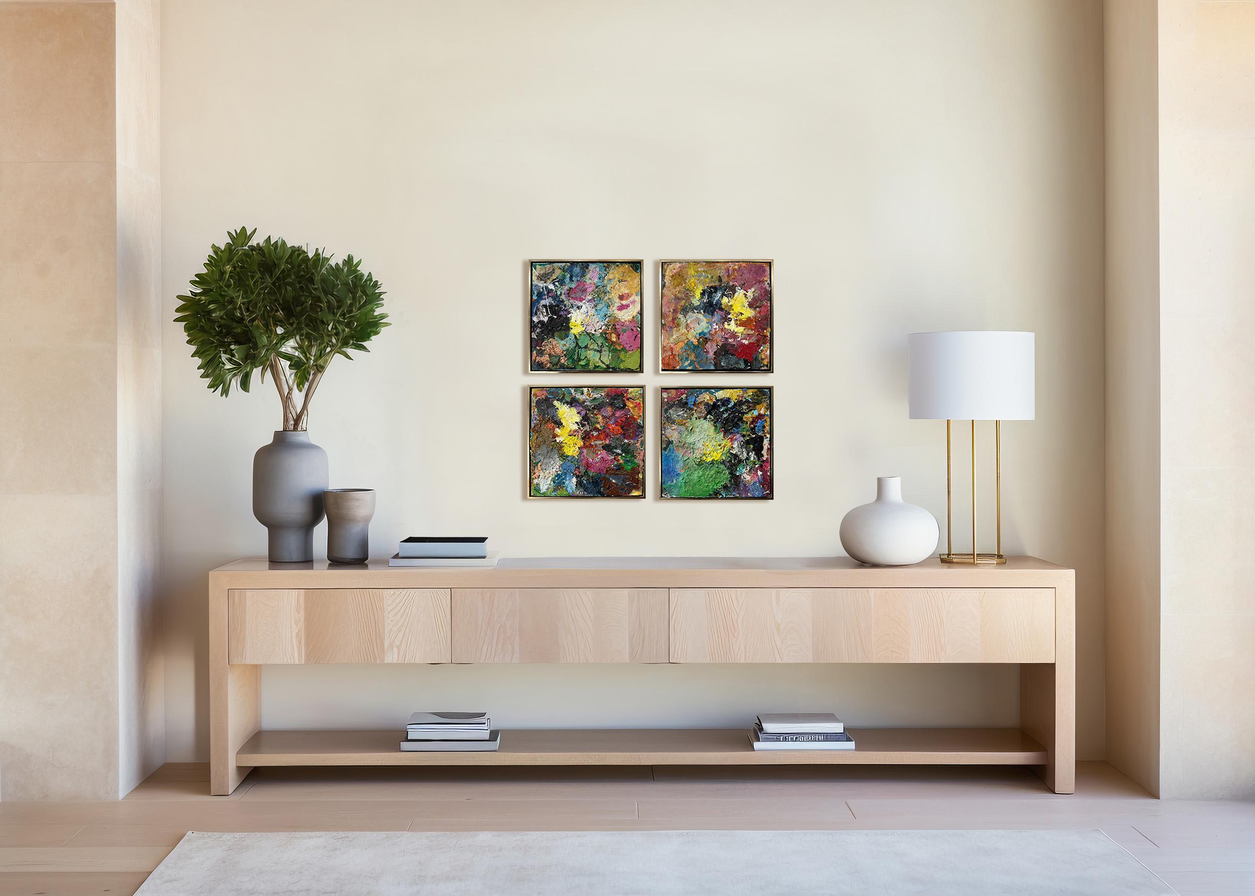 Si prega di notare che le opere d'arte possono essere acquistate separatamente al prezzo di 350 euro l'una. 

L'opera Floating in Time di Katharina Husslein è una sorprendente partenza verso l'astrazione, un'espressione dinamica e colorata di