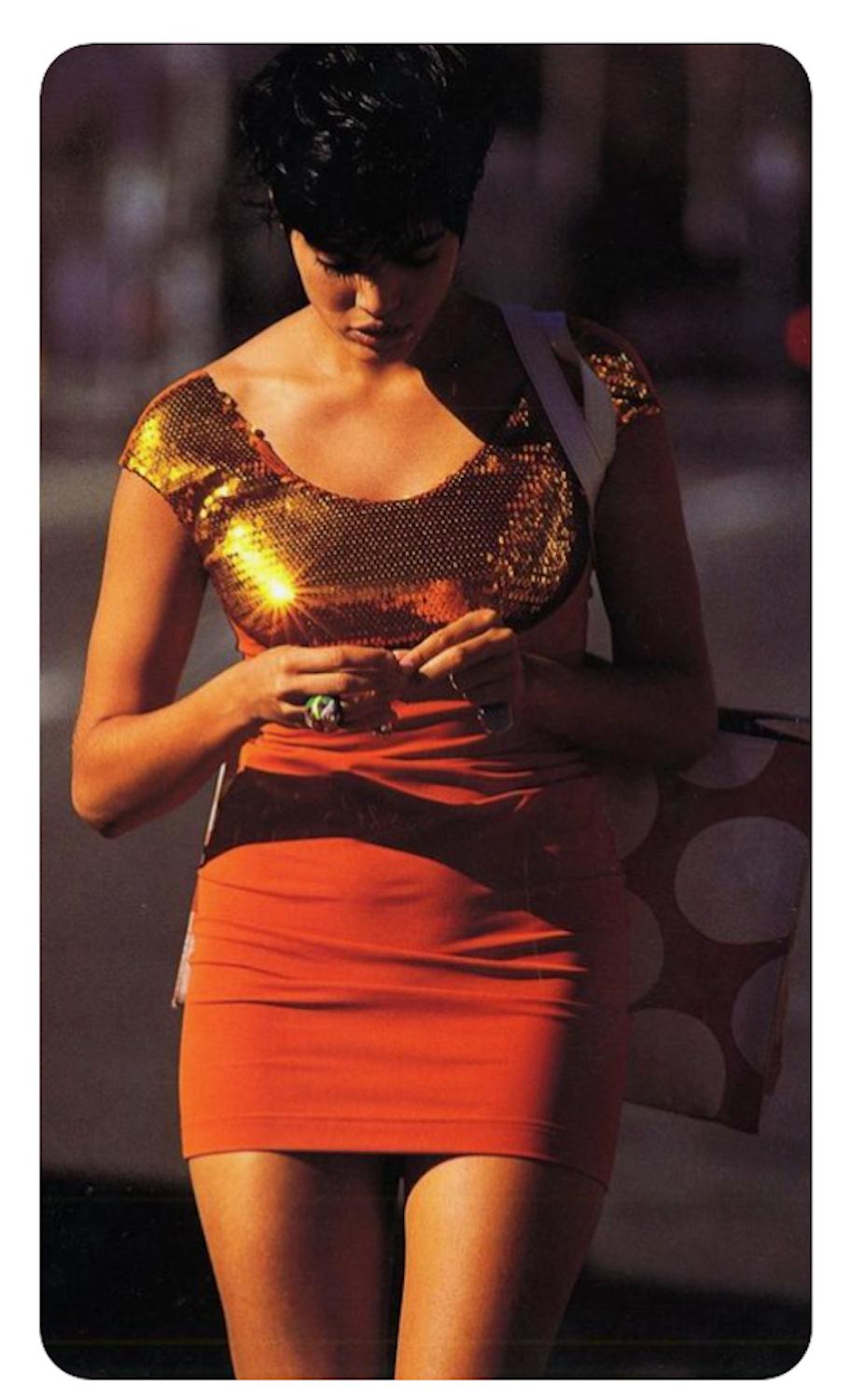 Katharine Hamnett documented 1980s sequin deep wine red dress In Excellent Condition For Sale In Antwerpen, Vlaams Gewest