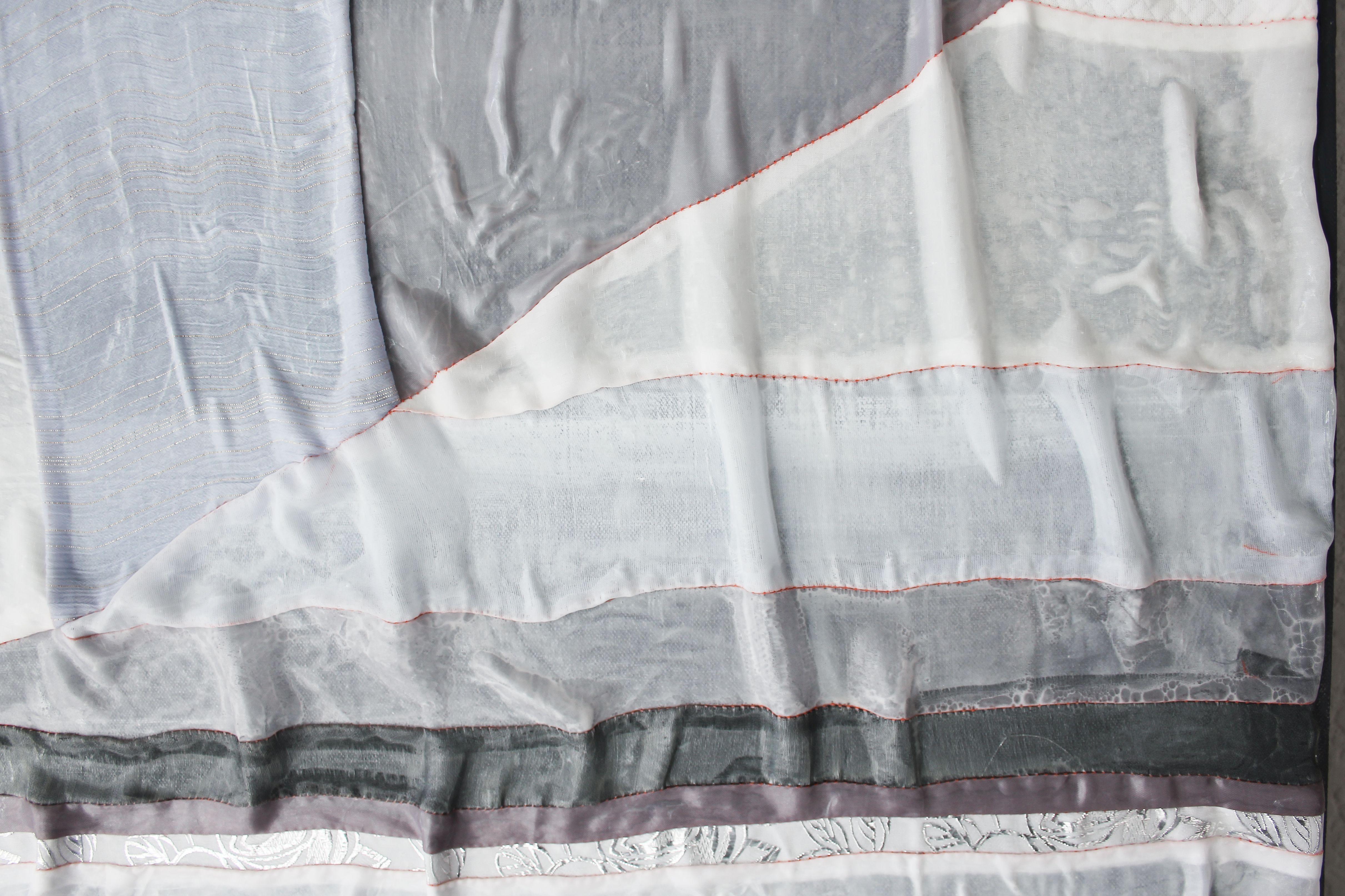 Tensione di superficie, tecnica mista su tela - Mixed Media Art Astratto di Katharine Weber