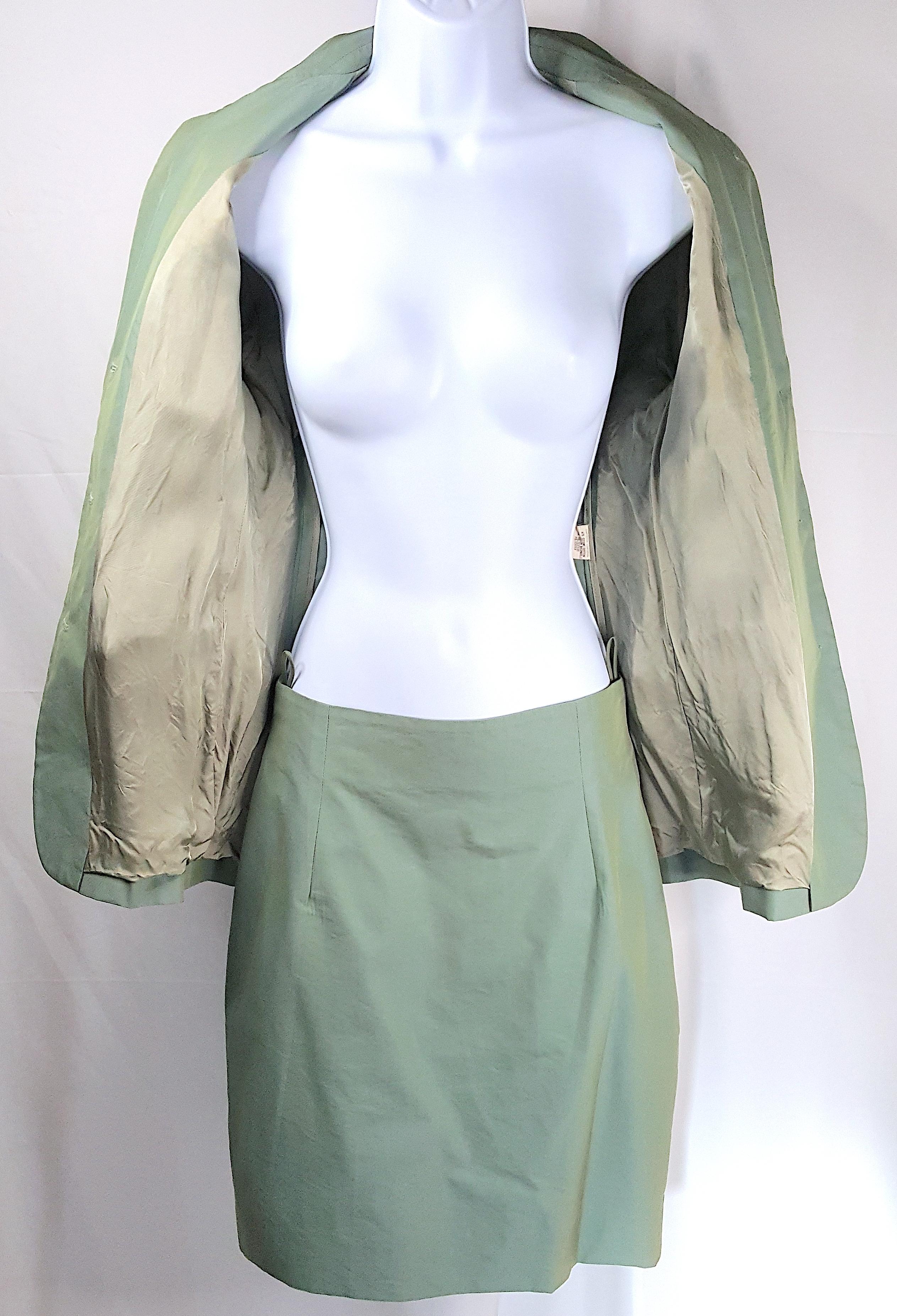 1991 RunwayLook1 KatharineHamnett IridescentGreen FeltedCollar Fitted Skirt Suit For Sale 4