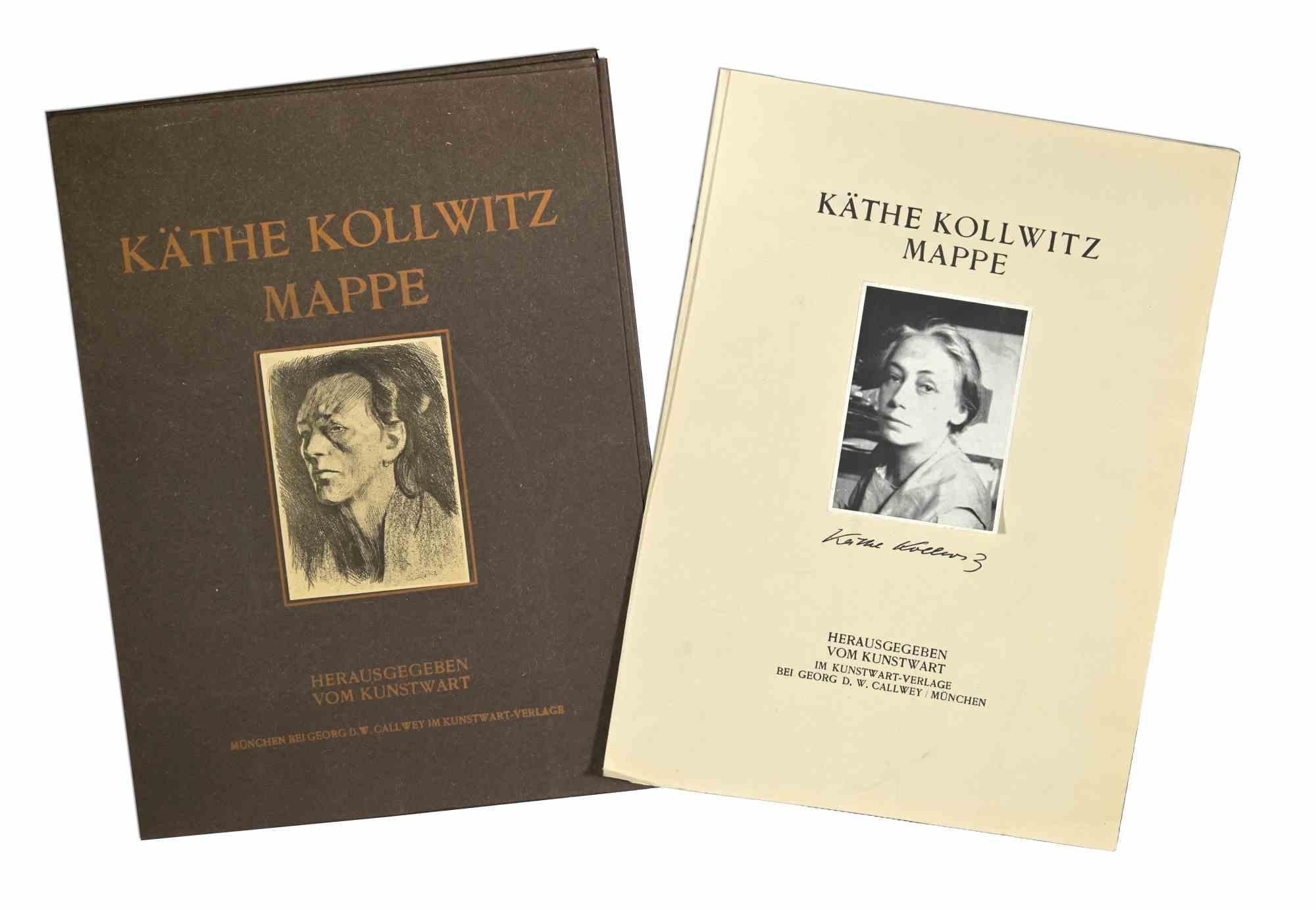 Maps is a work realized  by Kate Kollwitz, 1910 ca.

Portfolio, two-page cover sheet with text and 13 insert sheets with mounted heliogravures based on drawings by Käthe Kollwitz, ed. Kunstwart-Verlag at Georg D. Callwey, Munich.

Sheet size 42 x 31