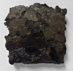 Common Ground (No. 11) Une peinture contemporaine intime, noire et infusée de mica