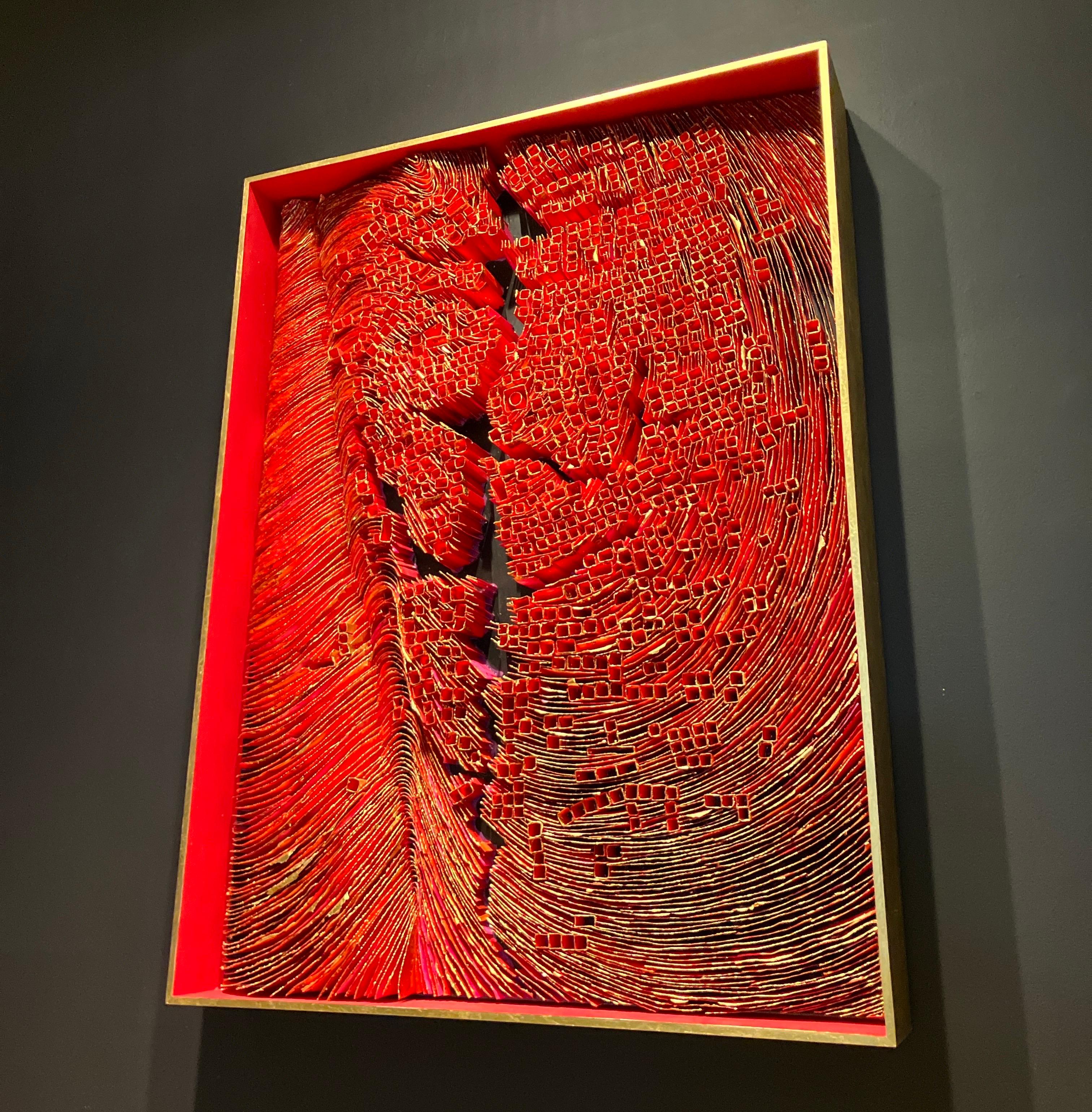Escultura Contemporánea de Técnica Mixta, Enmarcada Papel Hand Made con Pan de Oro en venta 4