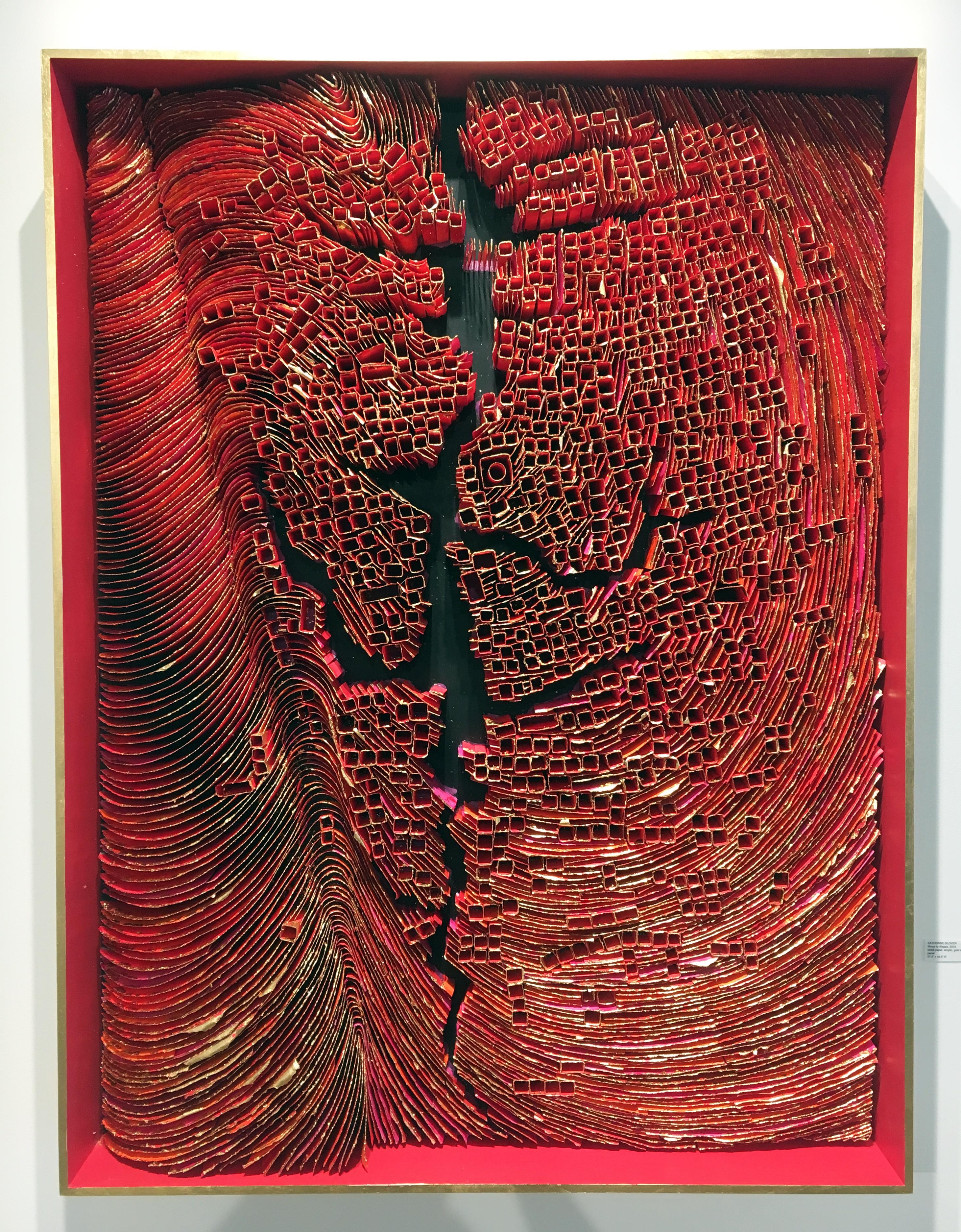Escultura Contemporánea de Técnica Mixta, Enmarcada Papel Hand Made con Pan de Oro - Mixed Media Art de Katherine Glover