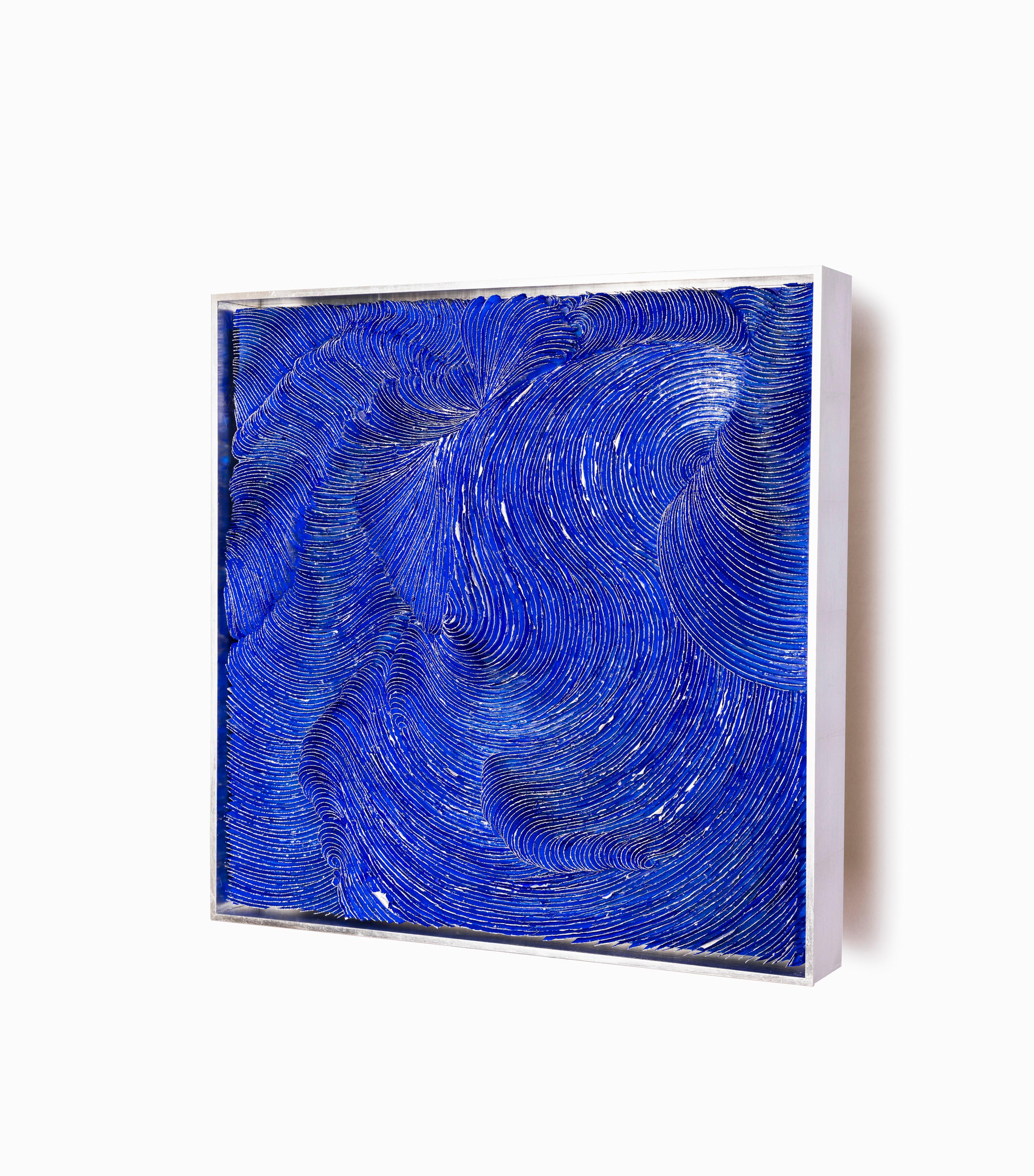 "Fishermen At Kanagawa", Dimensional, Wall Sculpture, Hand Made Paper, Silver - Painting de Katherine Glover