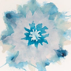 "Study: Blaue Blume 10" - Multi-layered Abstract Flower in Blue Lavendar Gray