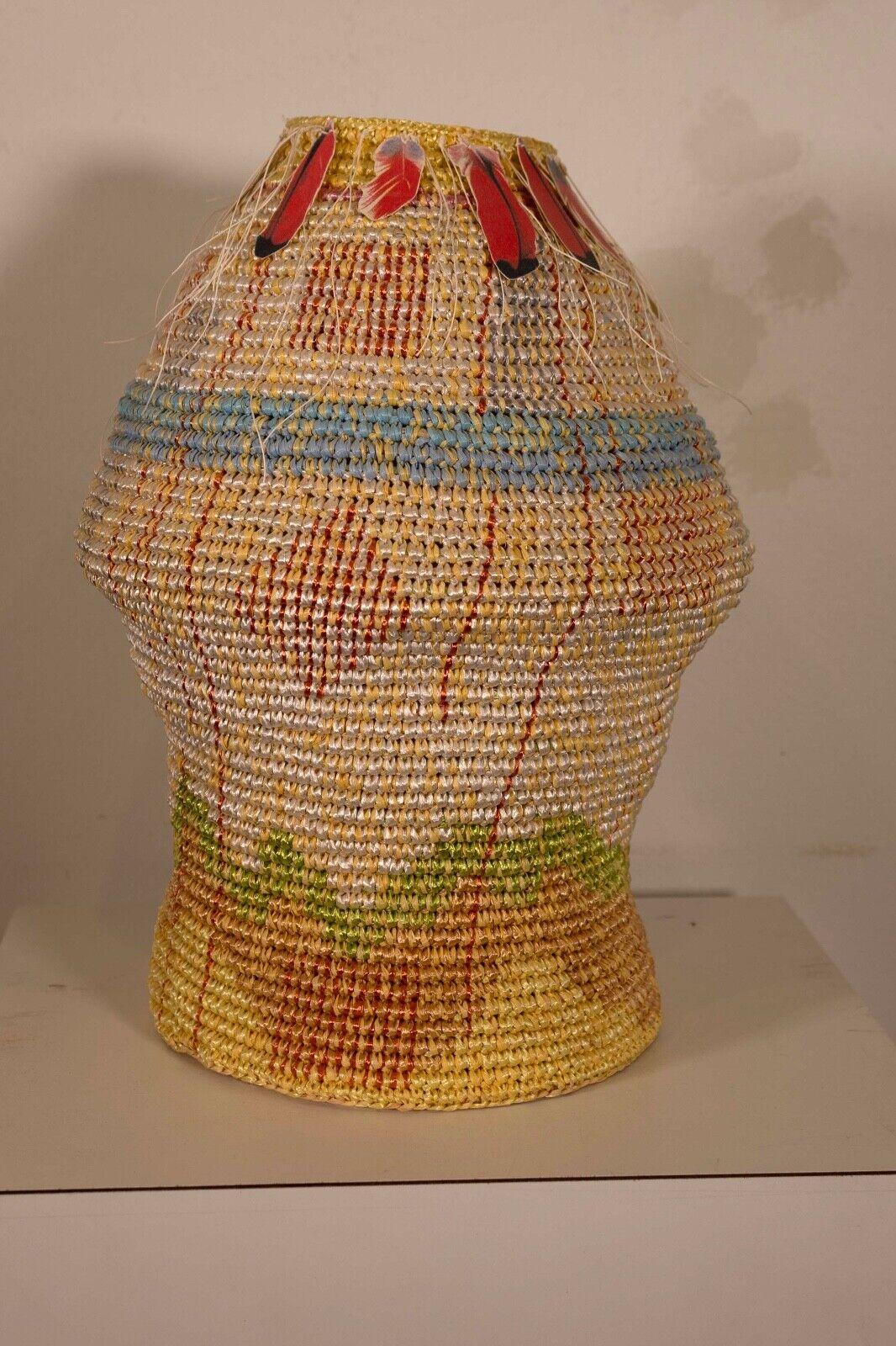 Katherine Westphal Big Sky Signed Raffia Woven Basket w/ Feather Accents 1994 In Good Condition For Sale In Keego Harbor, MI