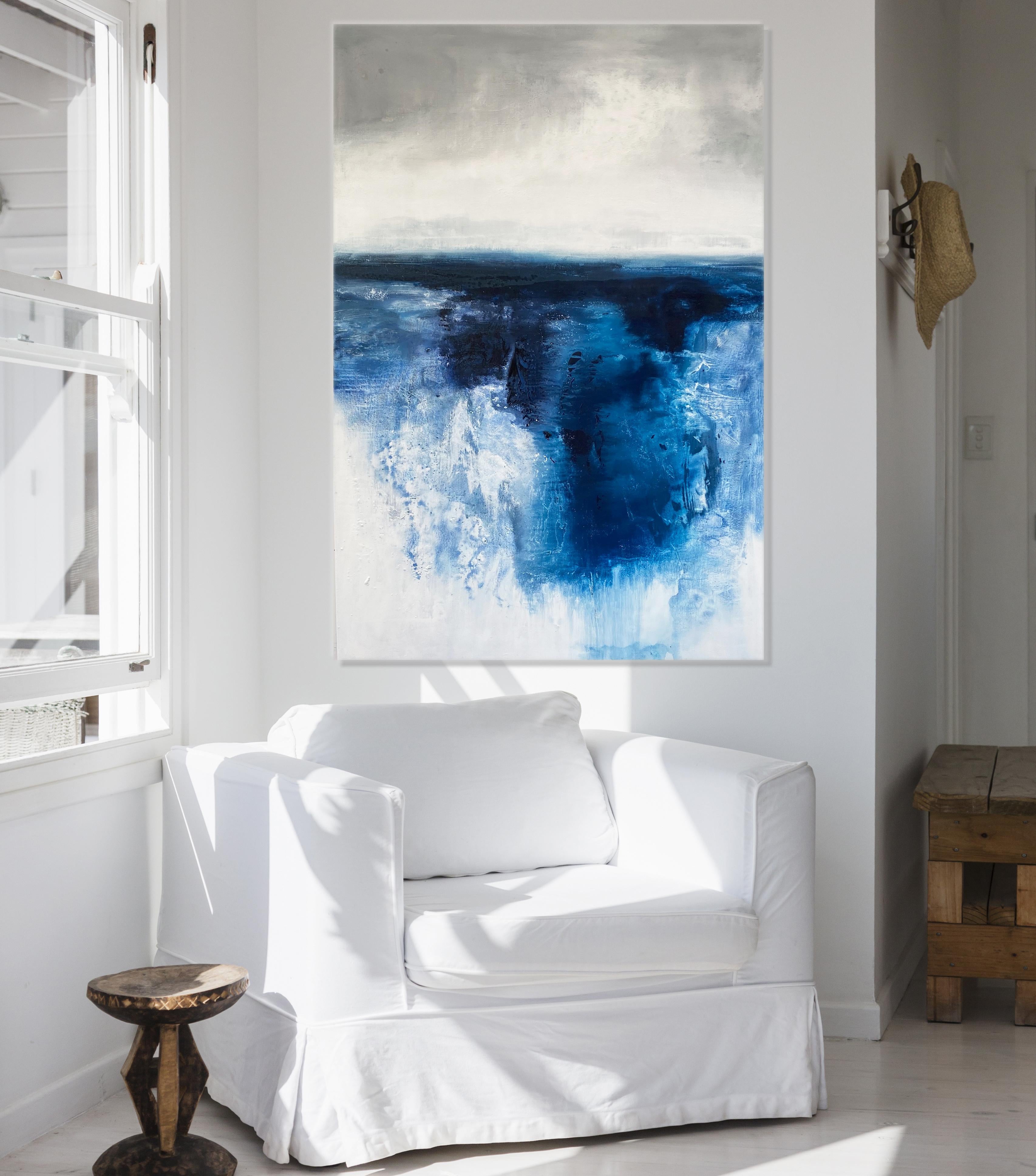 Aquarelles dramatiques Peinture impressionniste abstraite océanique bleue et blanche  - Painting de Kathleen Rhee