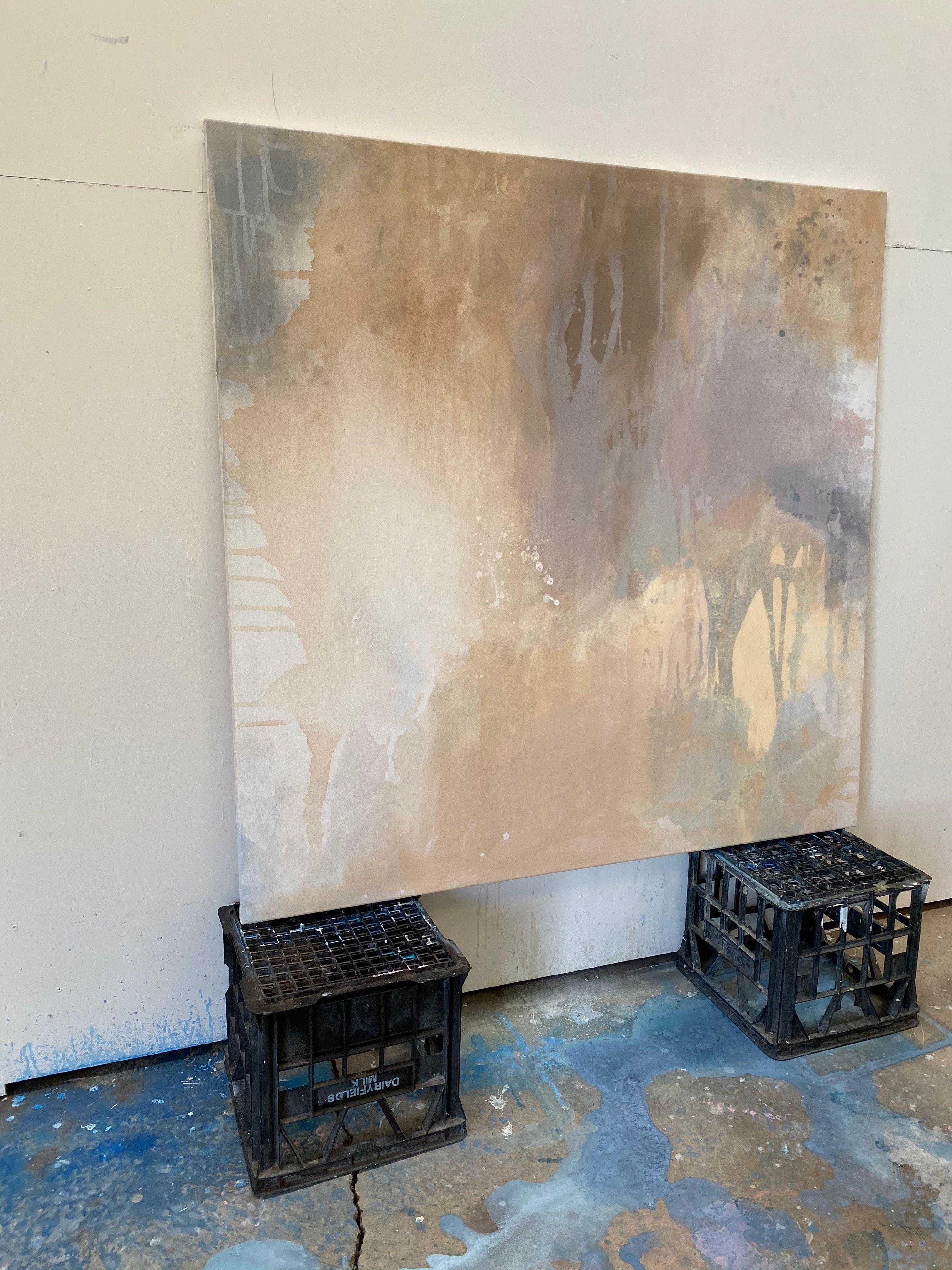 Expressions Sand - Gris Abstract Painting par Kathleen Rhee