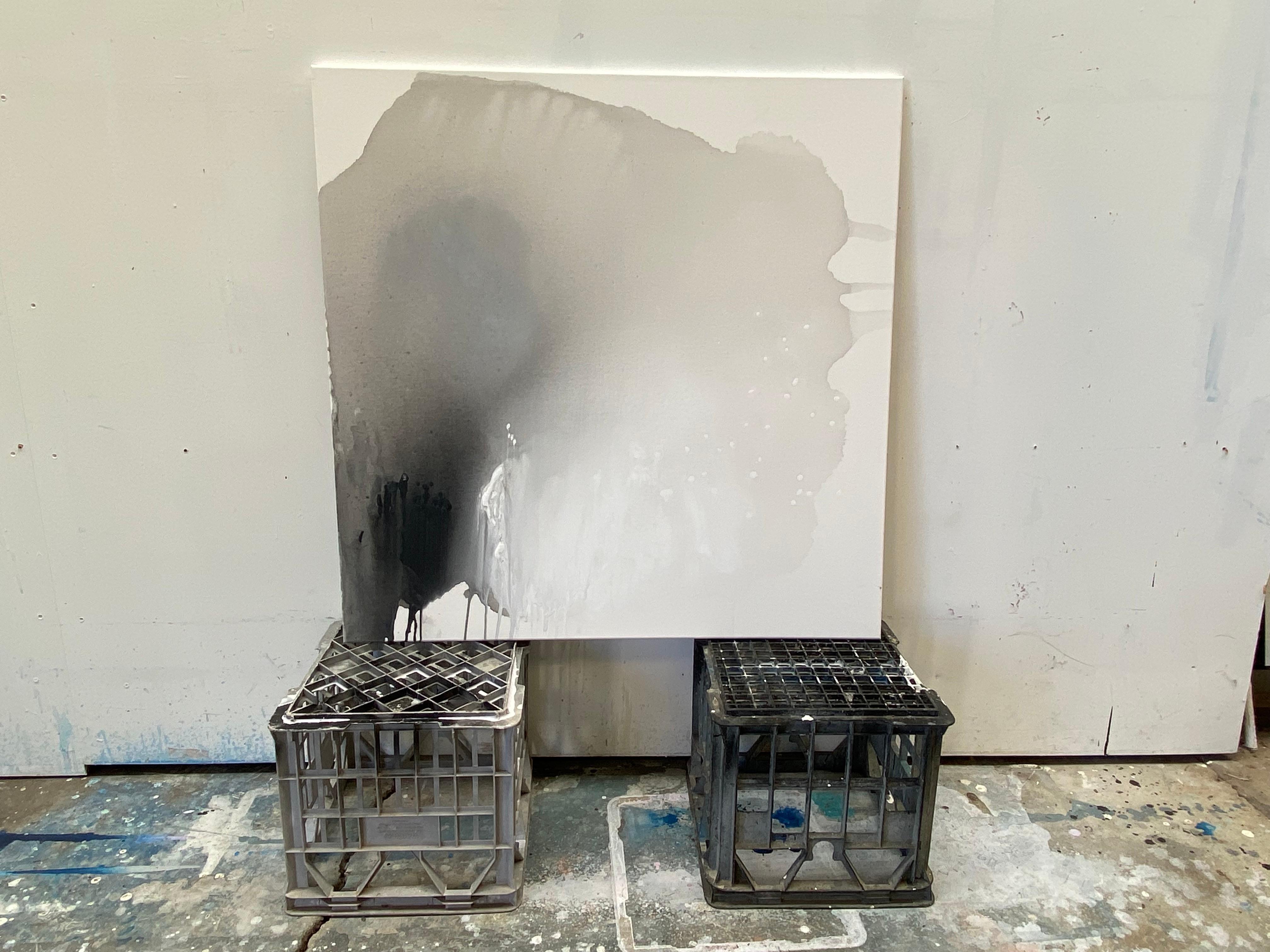 Its Black: Peace & Quiet Organische Moderne Wabi Sabi abstraktes minimalistisches Gemälde (Minimalistisch), Painting, von Kathleen Rhee