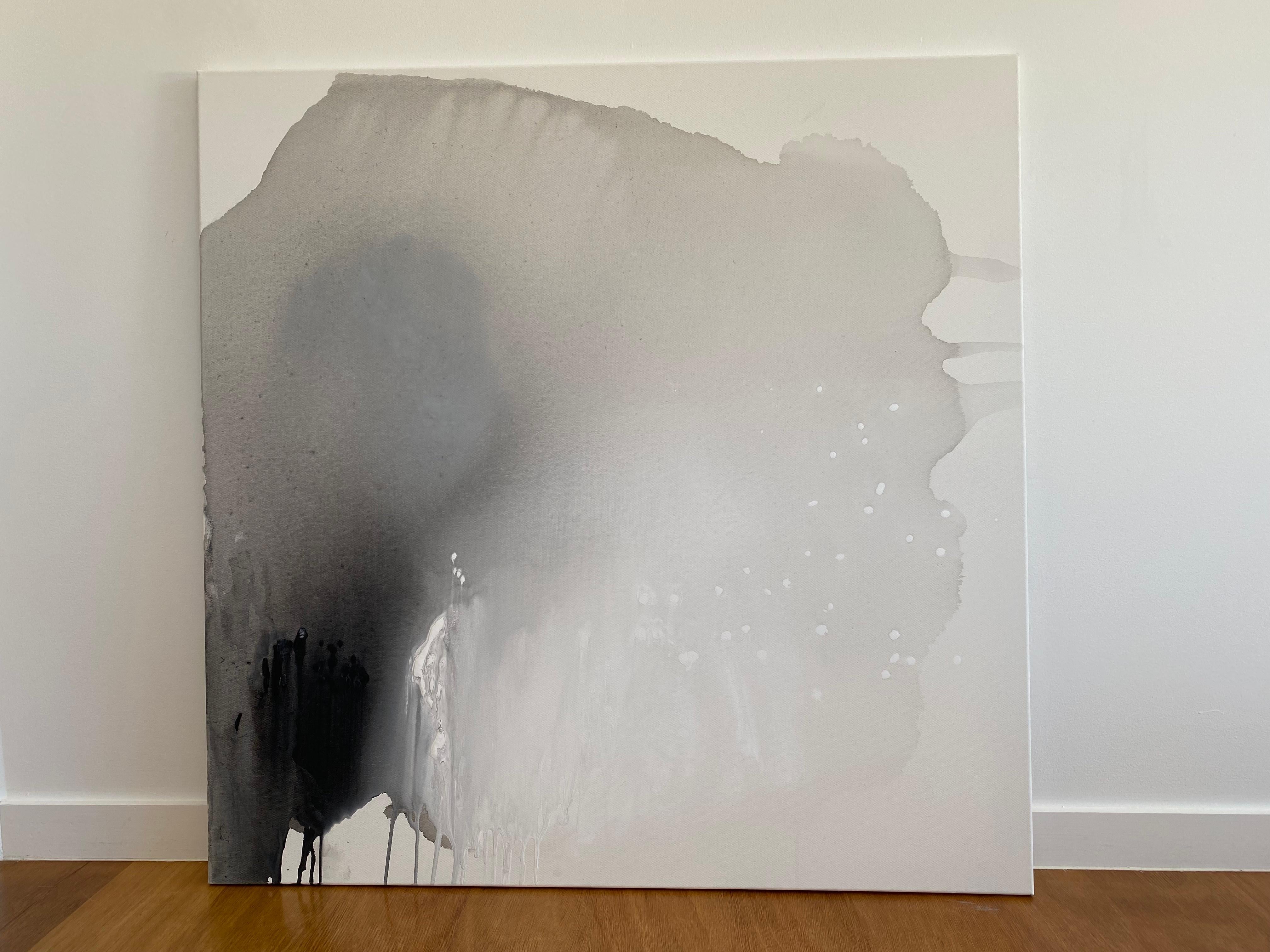Its Black: Peace & Quiet Organische Moderne Wabi Sabi abstraktes minimalistisches Gemälde (Grau), Abstract Painting, von Kathleen Rhee