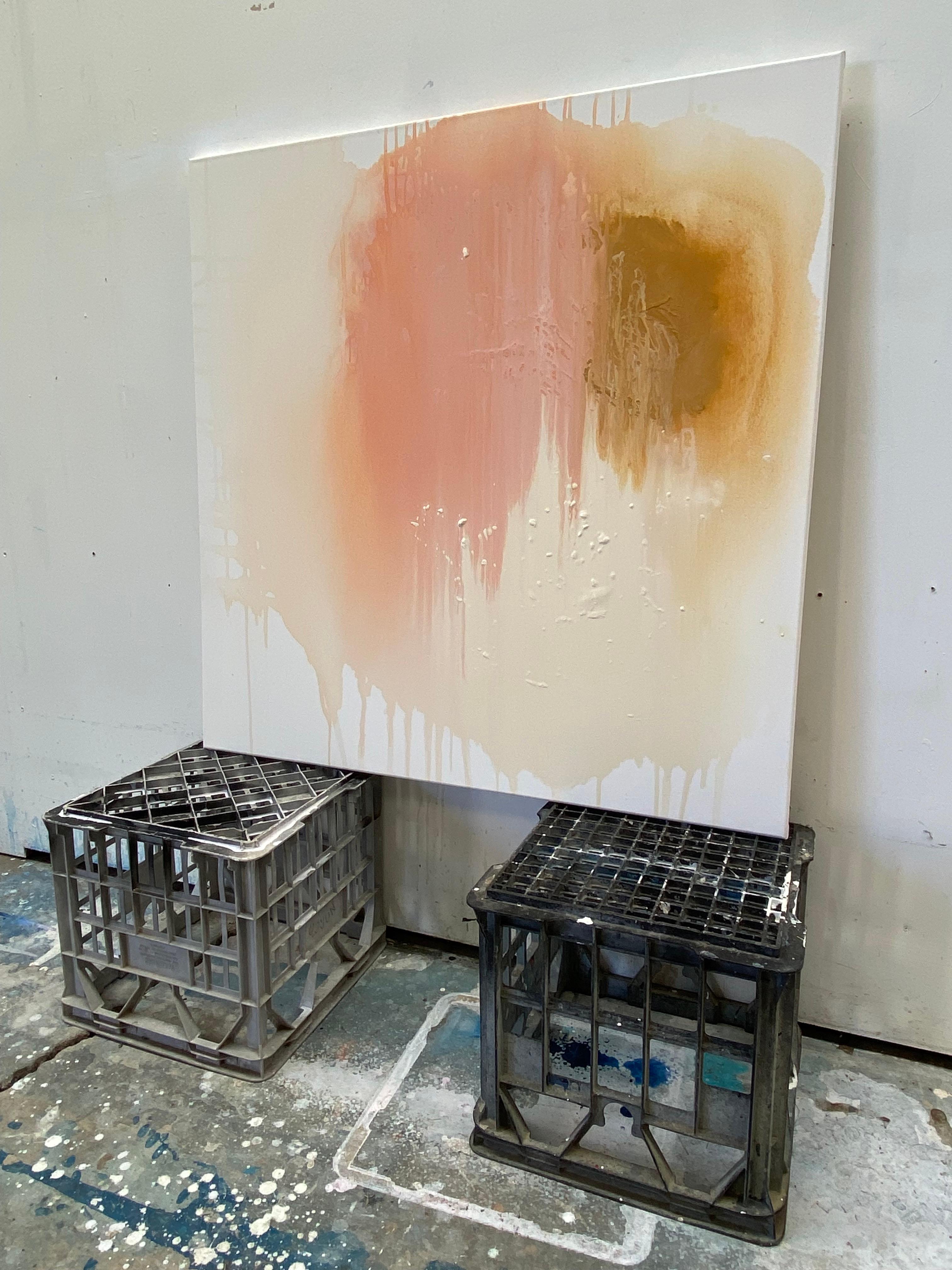 Il suo rosa: Pace e tranquillità Pittura organica moderna Wabi Sabi astratta minimalista - Abstract Painting Beige di Kathleen Rhee