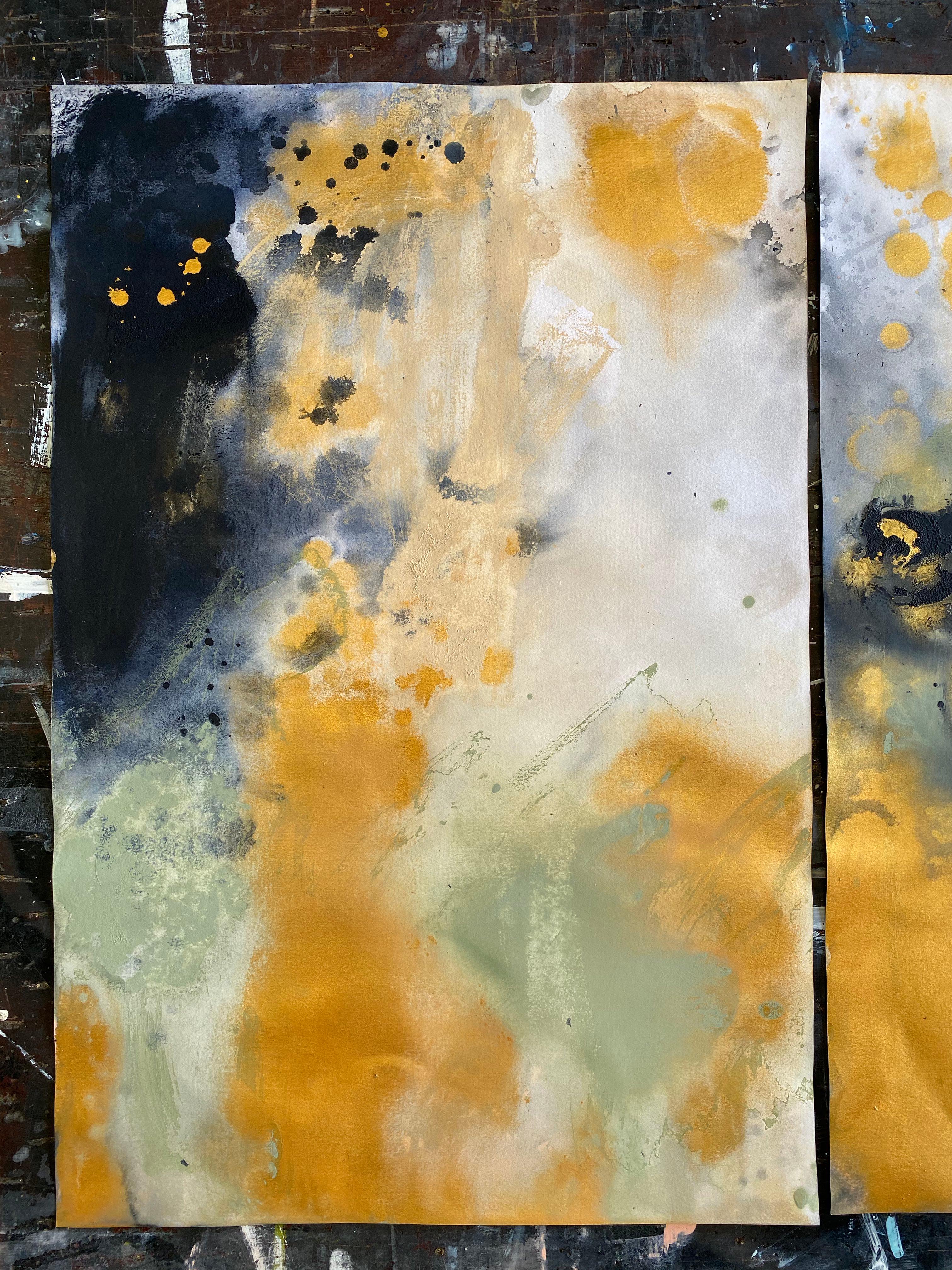 Organischer abstrakter Ausdrucksgemälde Schwarzgold Metallic Olivgrünes Papier no1 (Abstrakter Expressionismus), Painting, von Kathleen Rhee