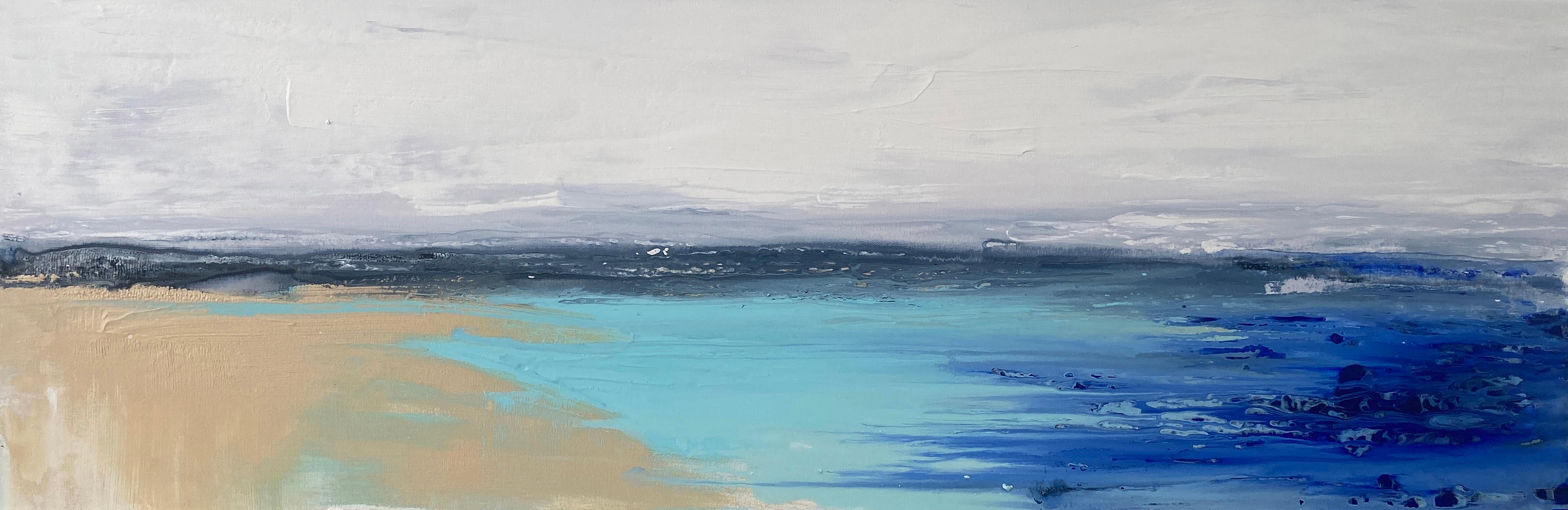 Dieses Gemälde ist eine Ode an die allgegenwärtige Ruhe am Wasser, inspiriert von der Küste von Queensland, wo ich lebe.

In diesem in Acryl gemalten Werk nutze ich die fließenden Blautöne und die Ruhe der Sandtöne, um die Essenz des ewigen Tanzes