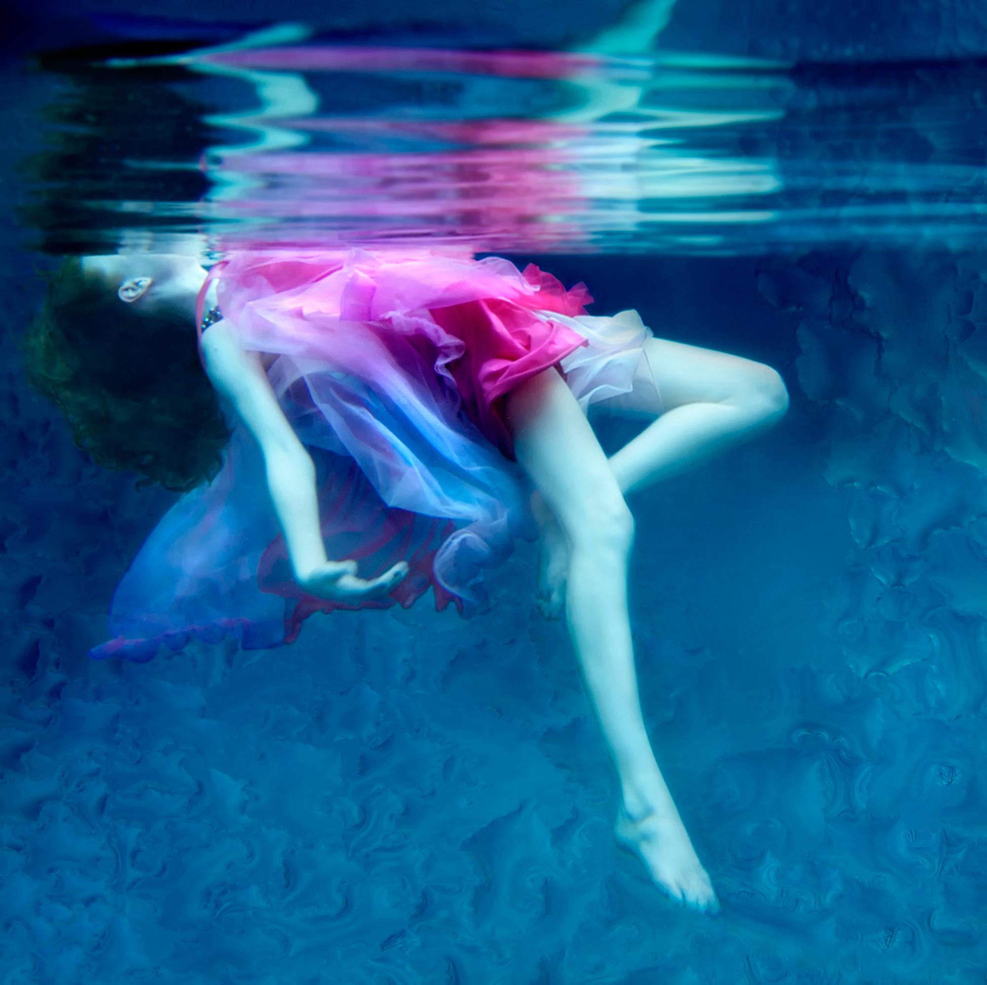 Kathleen Wilke Figurative Photograph - Dream - underwater photography, archival metallic paper contemporary mounted