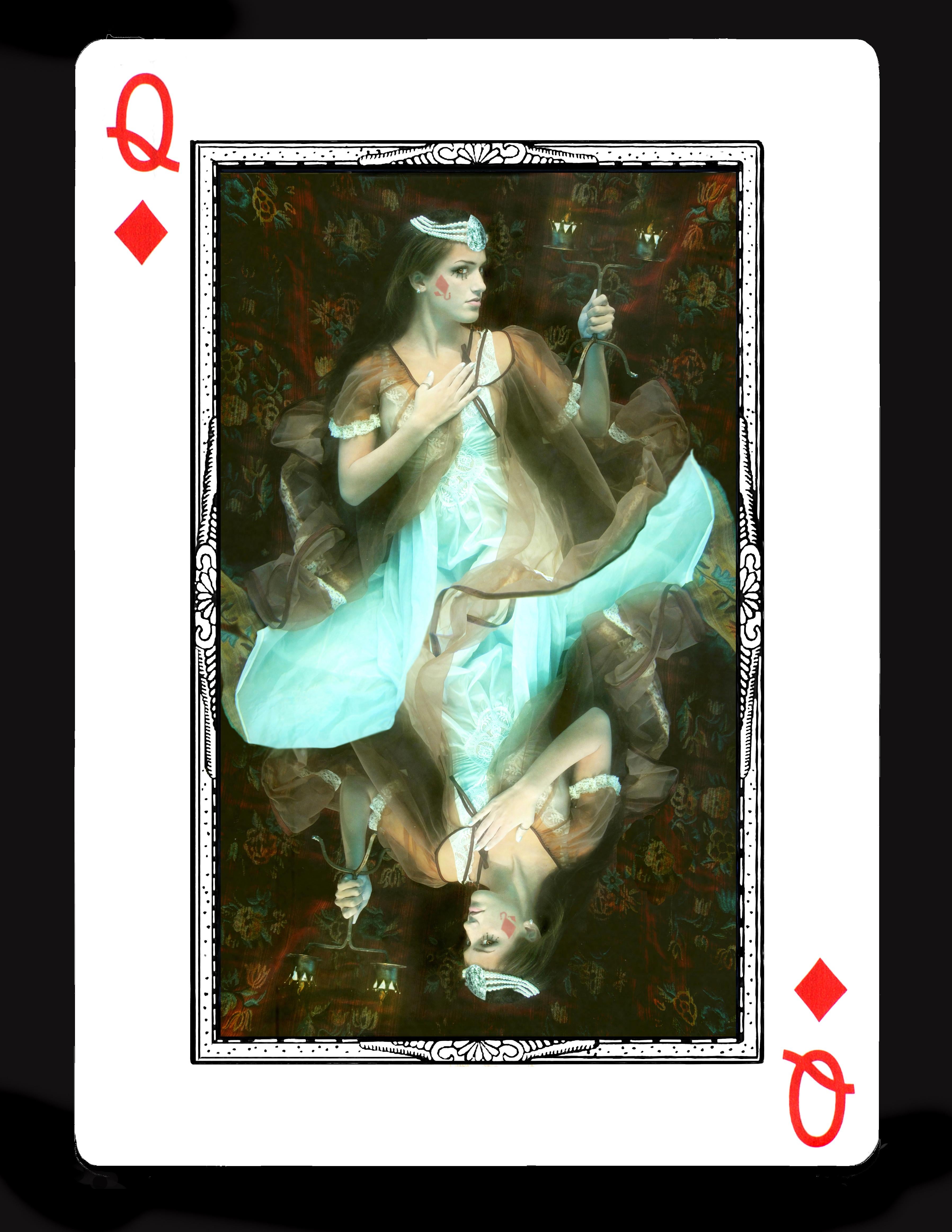 Queen of Diamonds – Unterwasserfotografie, zeitgenössisches Metallic-Papier