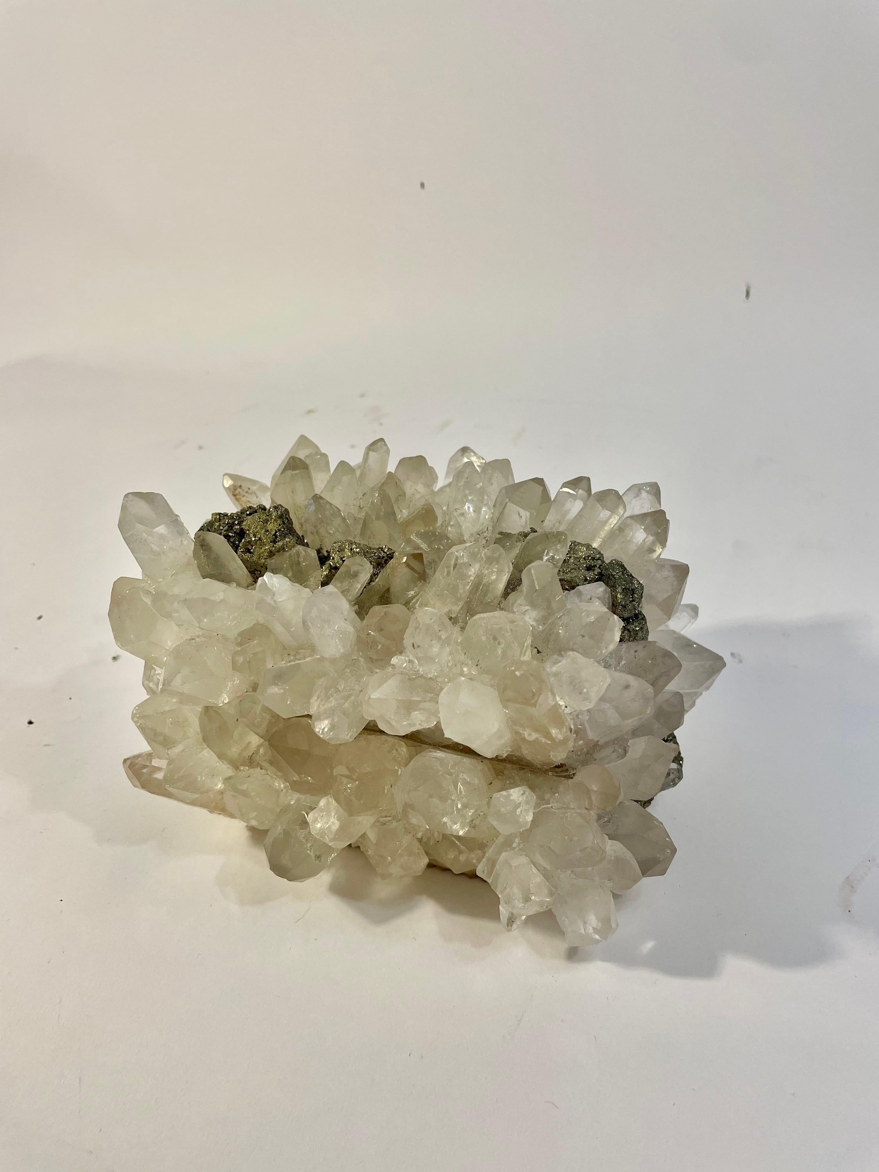 Organique Kathryn McCoy boîte en quartz et pyrite en vente