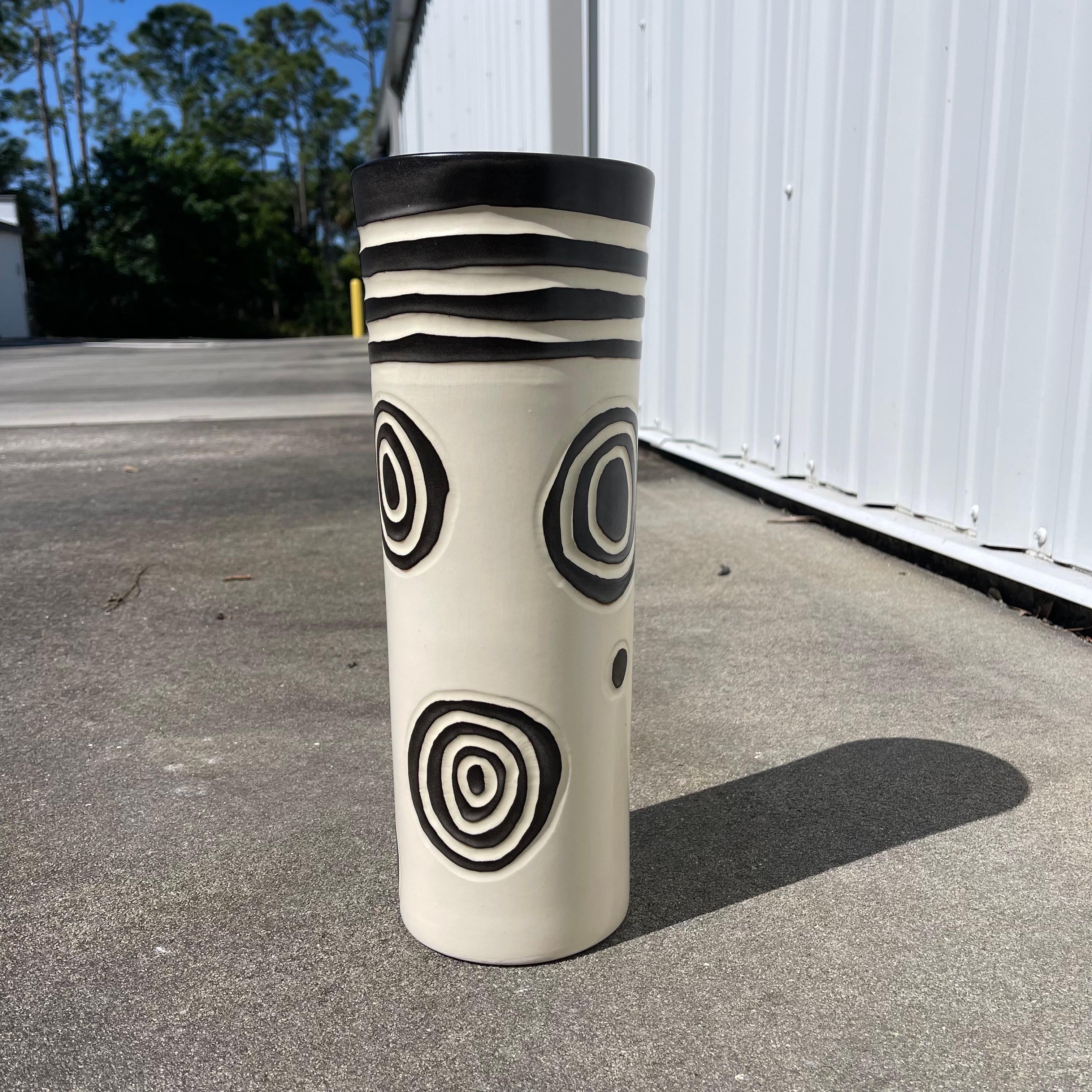 Kathy Erteman, b.1952, Studio Artist Ceramic Vase Vessel, Postmodern, 1991 In Good Condition For Sale In Jensen Beach, FL