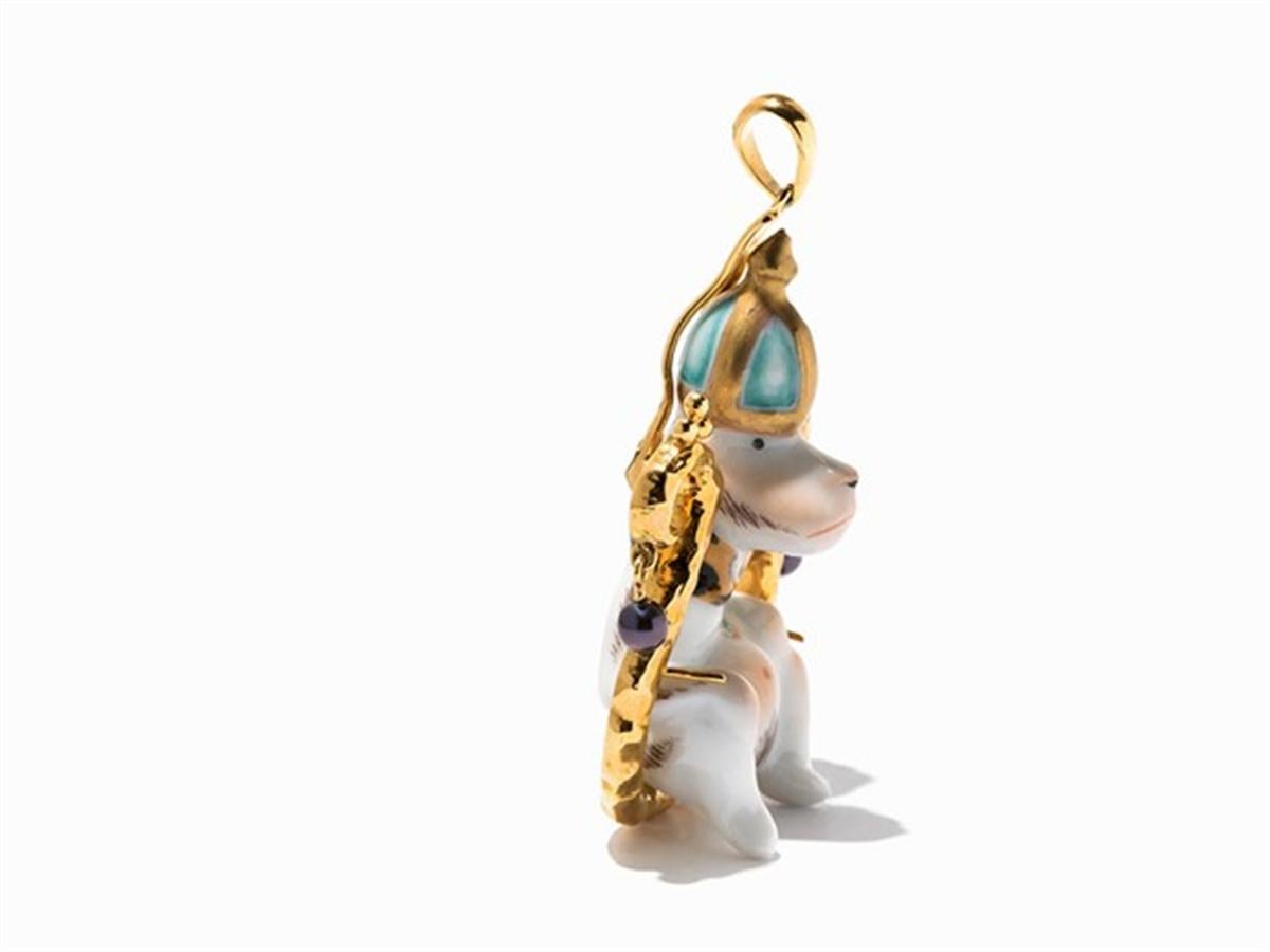 Kati Zorn, Porcelain Pendant with Pearls, 18 Karat Yellow Gold In New Condition In Bad Kissingen, DE