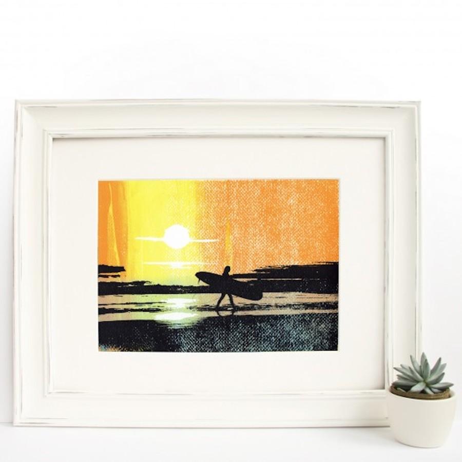 Rise with the tide par Katie Edwards coucher de soleil, paysage, sérigraphie, sport en vente 1