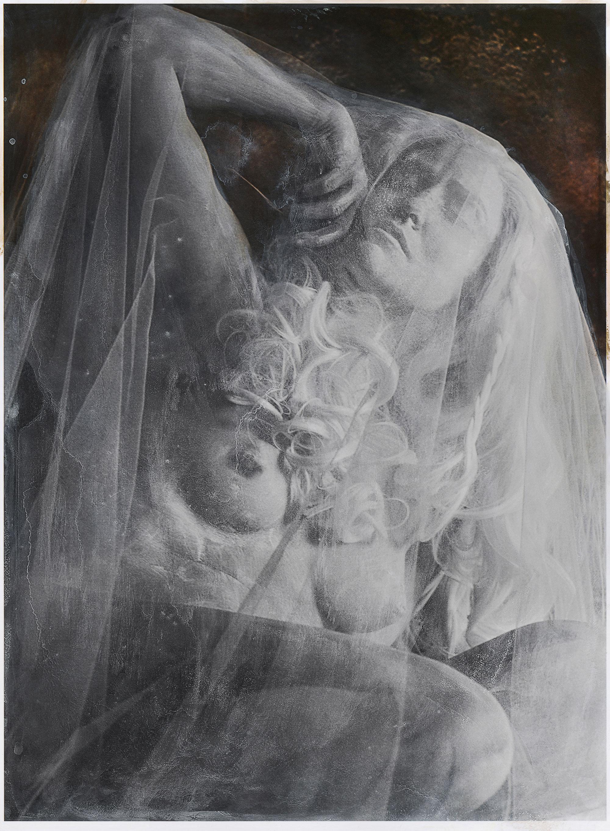 Impresión enmarcada coloreada a mano de escultura semidesnuda como estatua de mármol de mujer