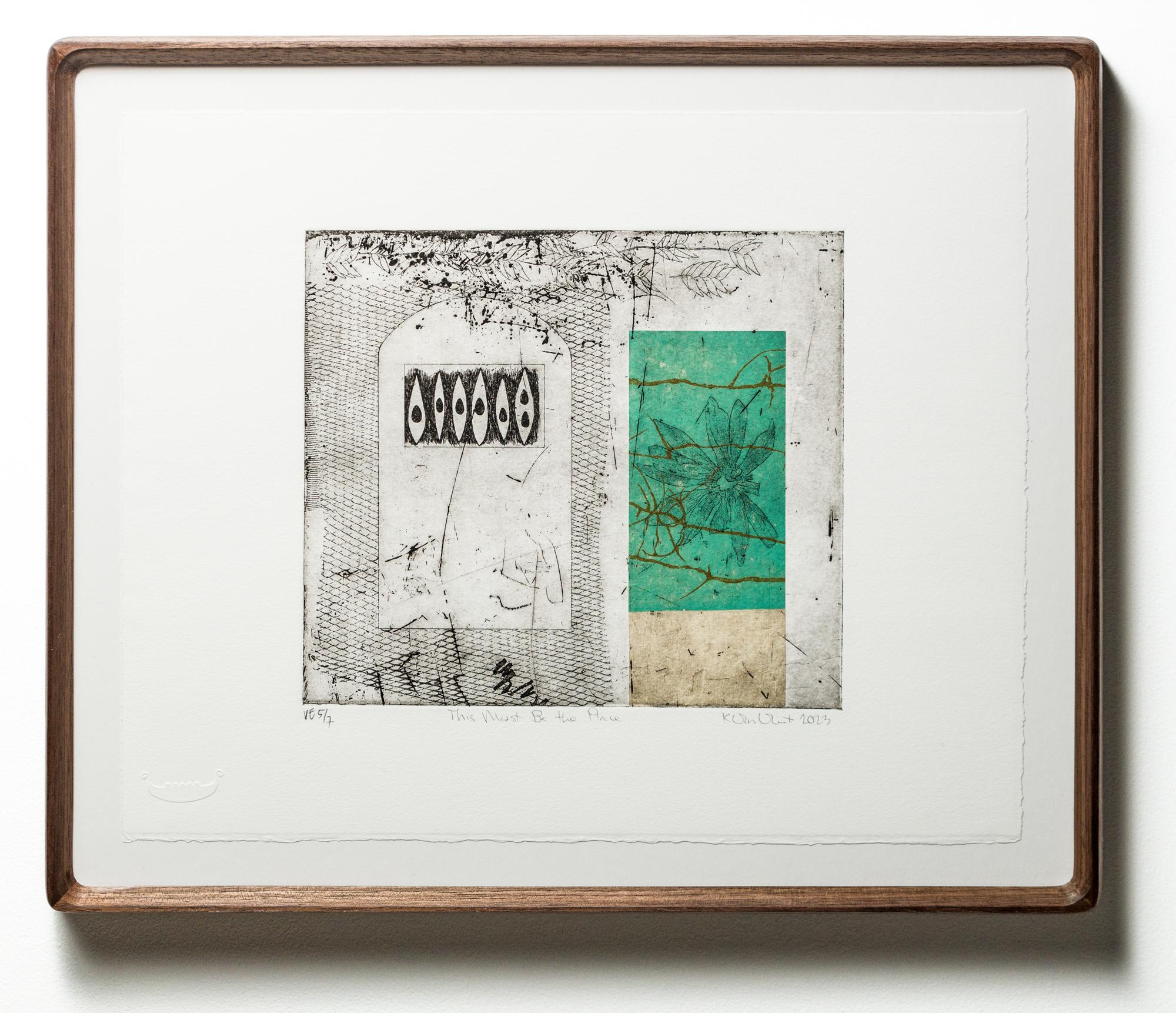 „This Must Be the Place VE 5/7“ Intaglio, handkolorierte Muster, Muster – Mixed Media Art von Katie VanVliet